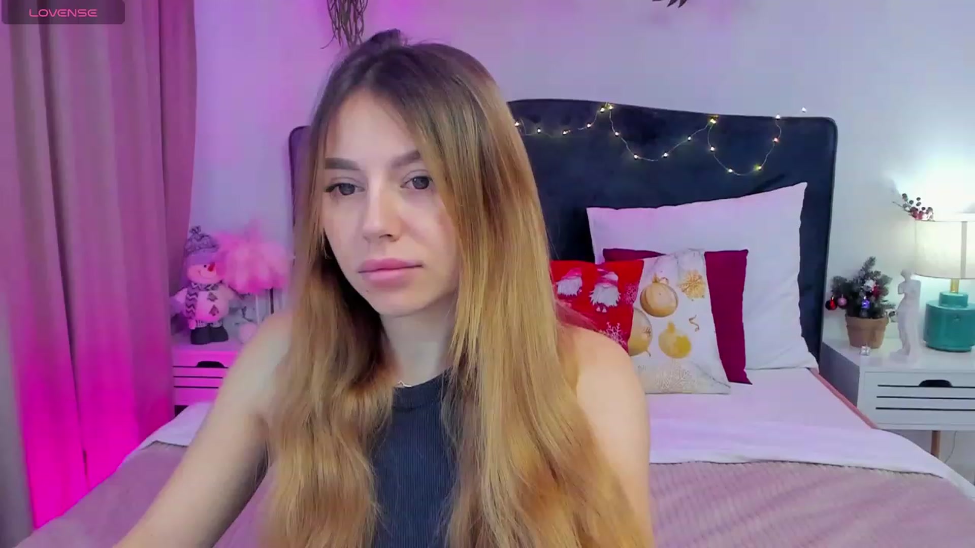 Gallery image thumbnail from SofiBloom's myfreecams stream on, 01/10/2024, 08:42 image 5 of 20