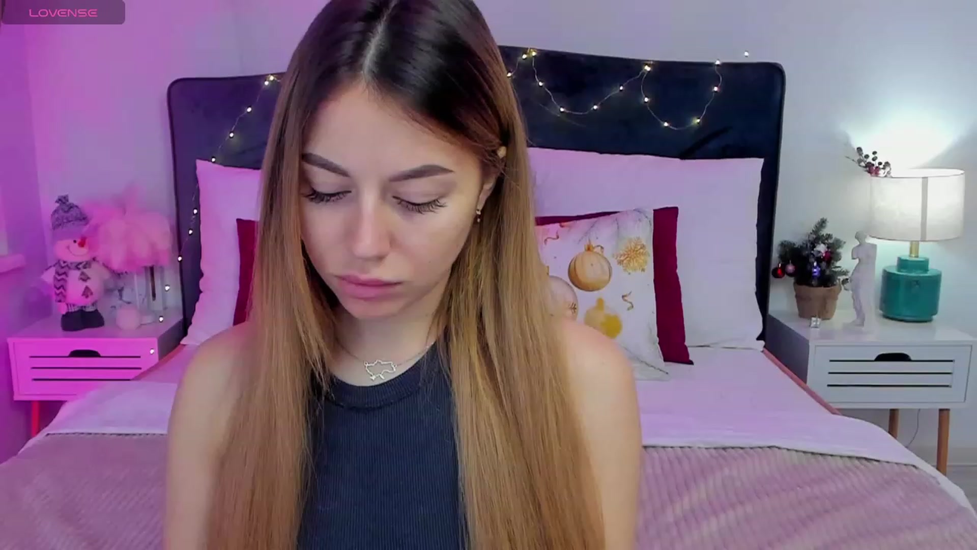 Gallery image thumbnail from SofiBloom's myfreecams stream on, 01/11/2024, 13:58 image 19 of 20