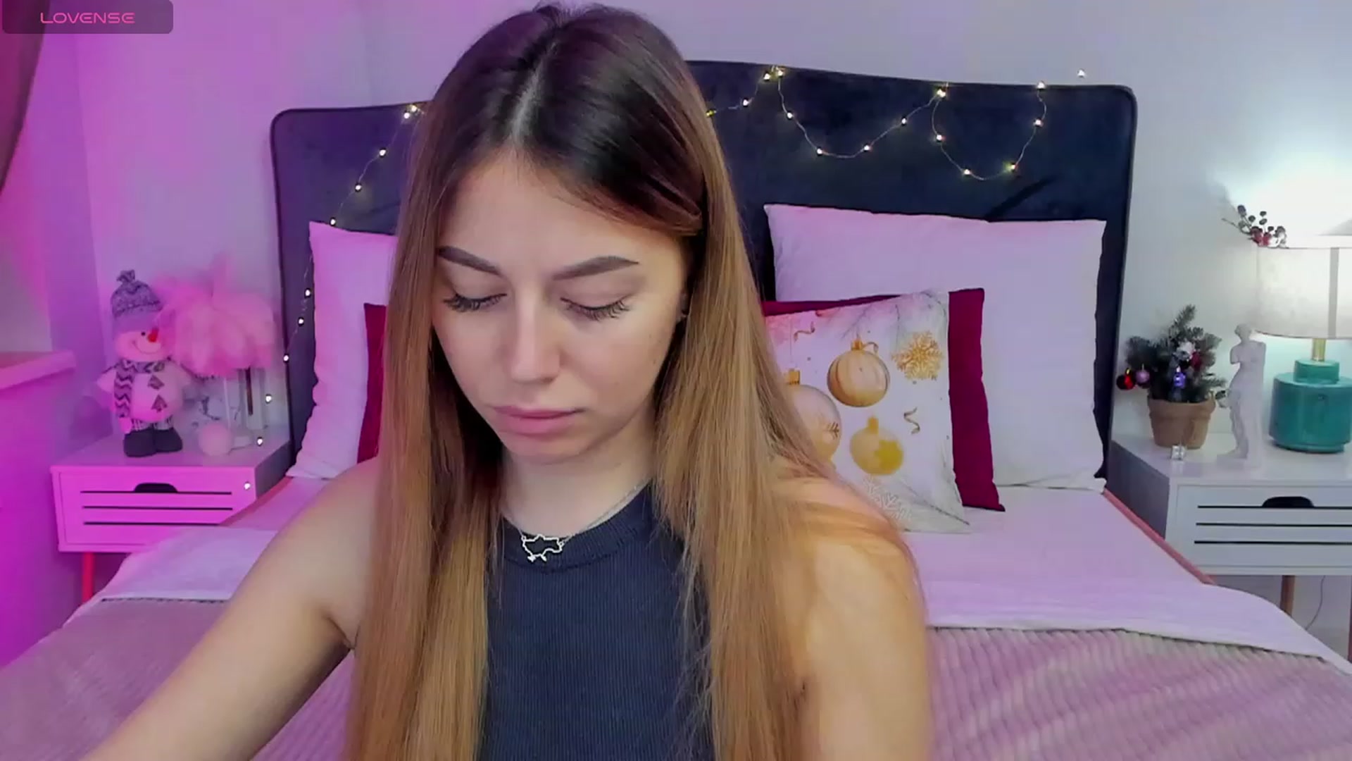 Gallery image thumbnail from SofiBloom's myfreecams stream on, 01/11/2024, 14:27 image 20 of 20
