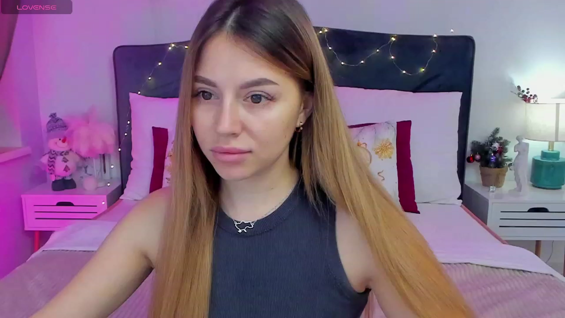 Gallery image thumbnail from SofiBloom's myfreecams stream on, 01/11/2024, 14:27 image 14 of 20