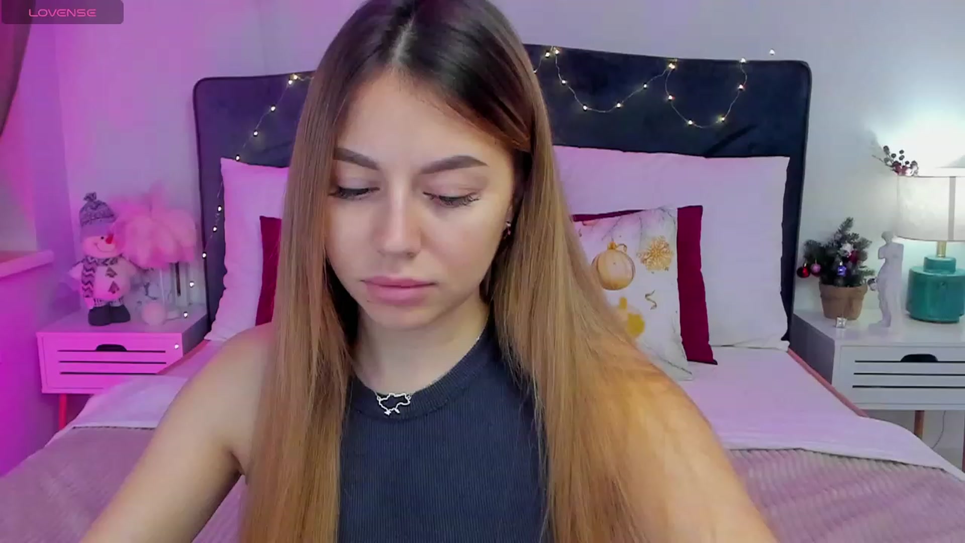 Gallery image thumbnail from SofiBloom's myfreecams stream on, 01/11/2024, 14:27 image 16 of 20