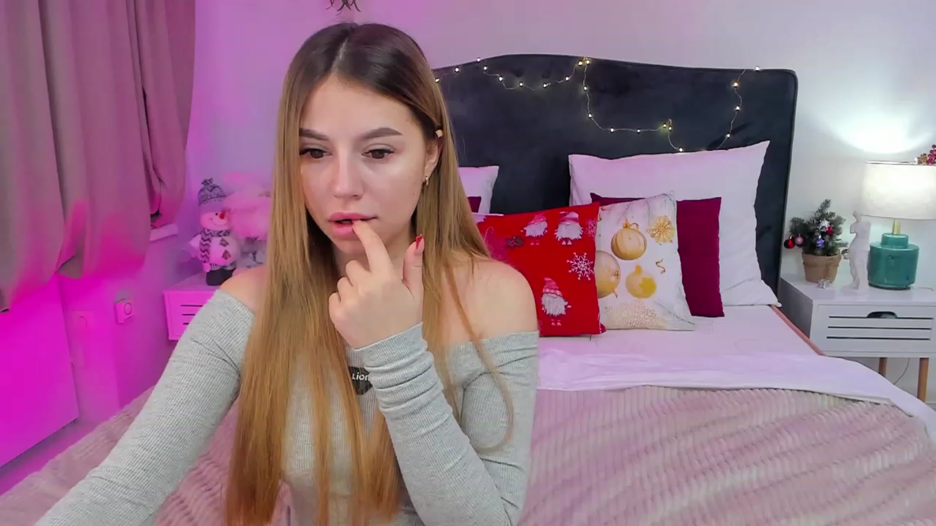Gallery image thumbnail from SofiBloom's myfreecams stream on, 01/13/2024, 11:57 image 8 of 20