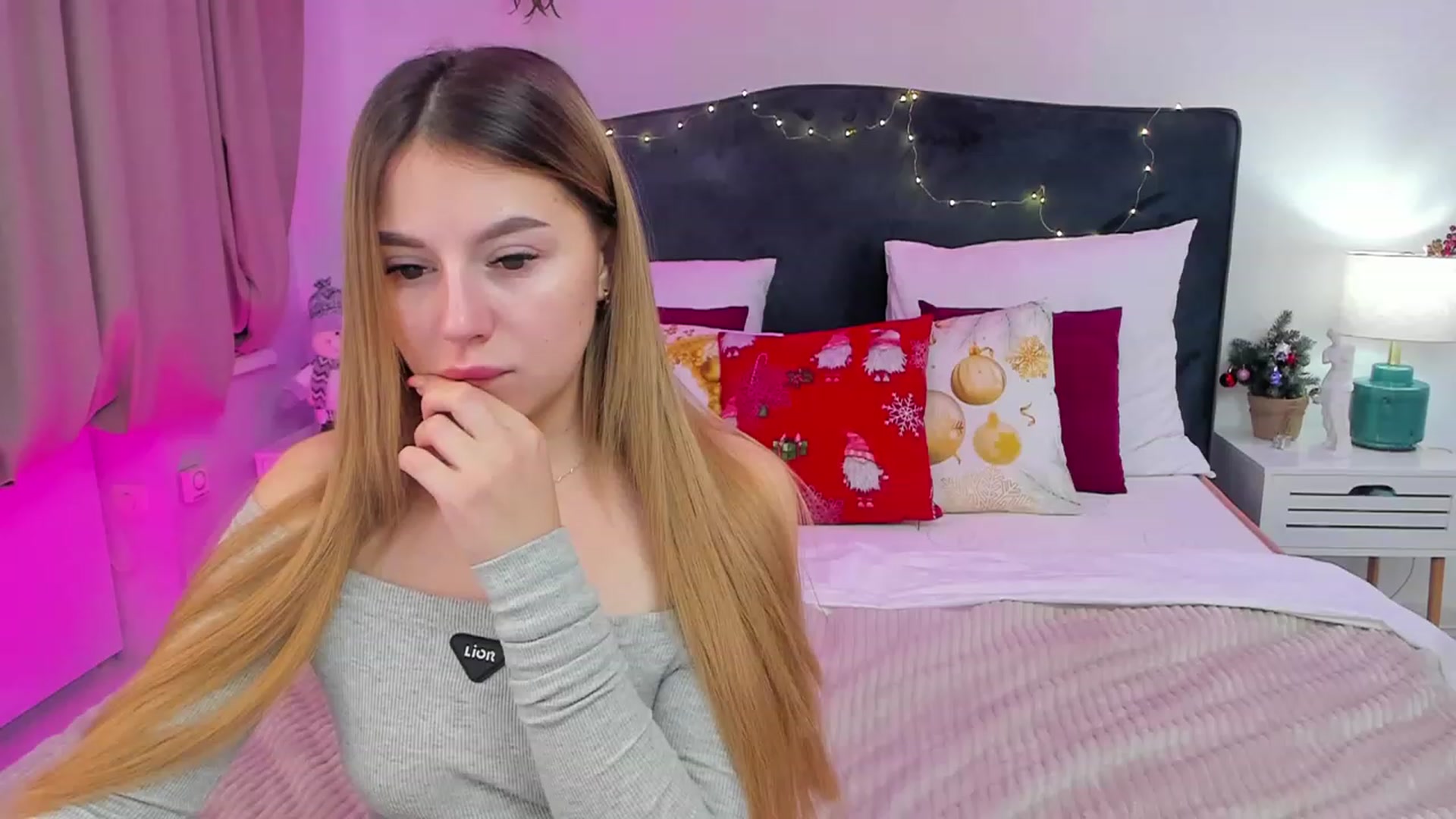 Gallery image thumbnail from SofiBloom's myfreecams stream on, 01/13/2024, 11:57 image 14 of 20