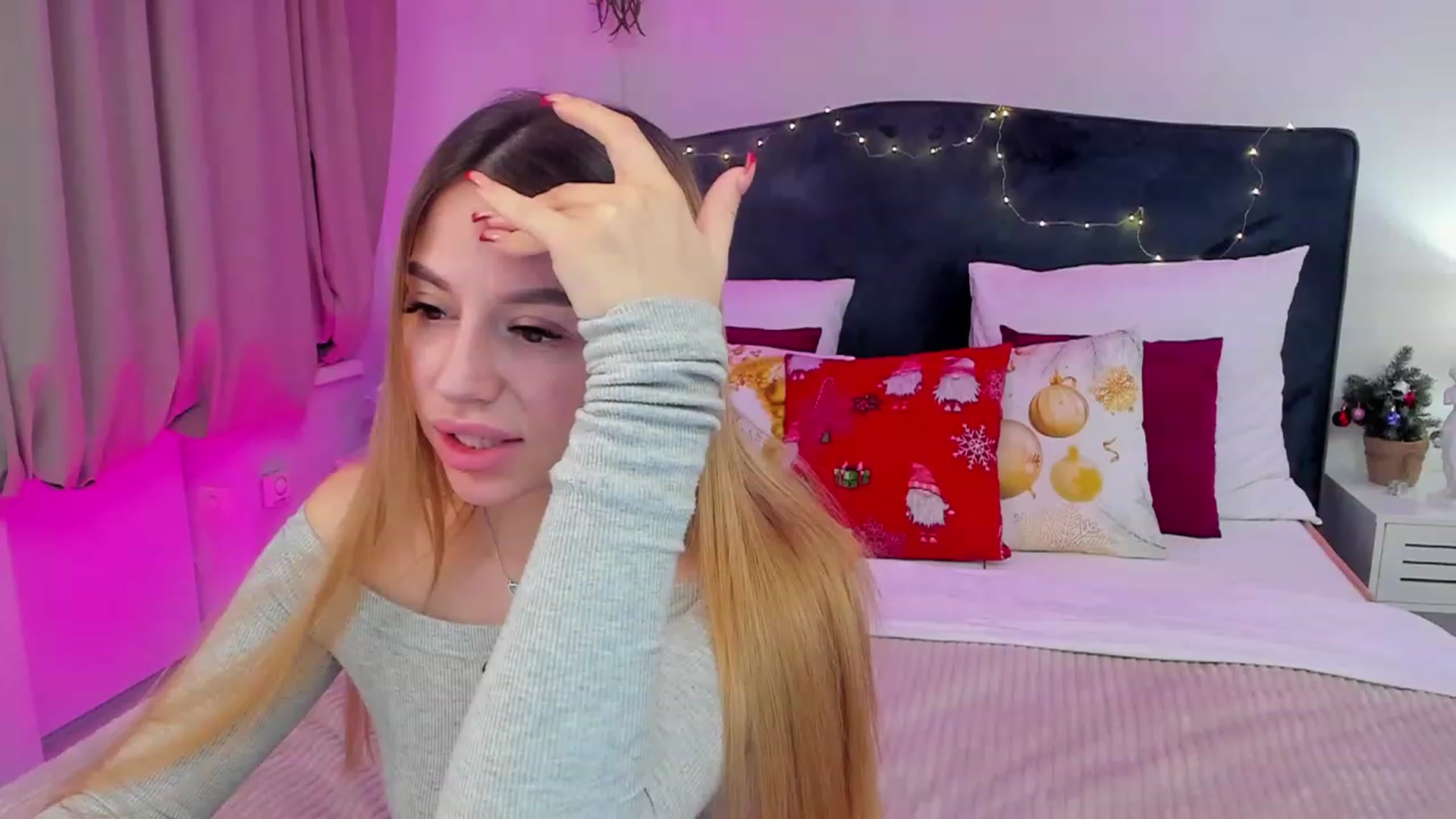 Gallery image thumbnail from SofiBloom's myfreecams stream on, 01/13/2024, 19:51 image 8 of 20