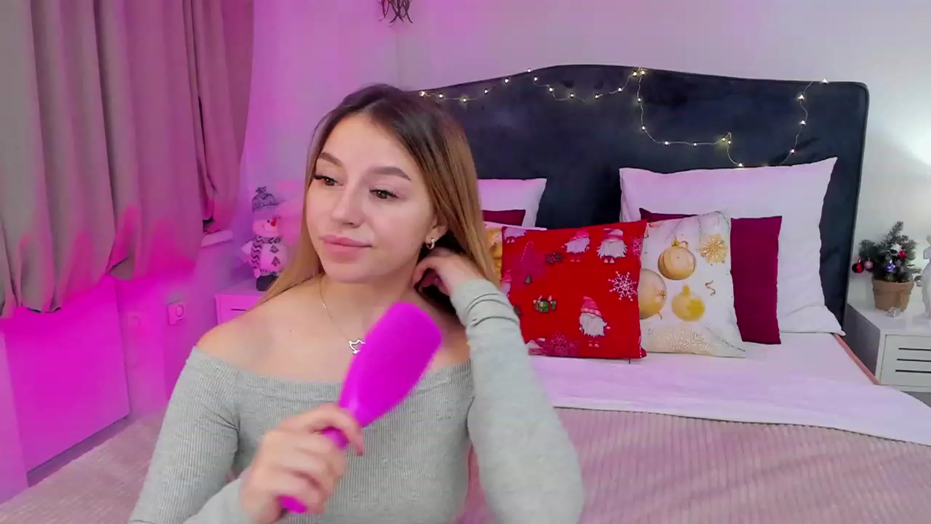 Gallery image thumbnail from SofiBloom's myfreecams stream on, 01/13/2024, 19:51 image 10 of 20