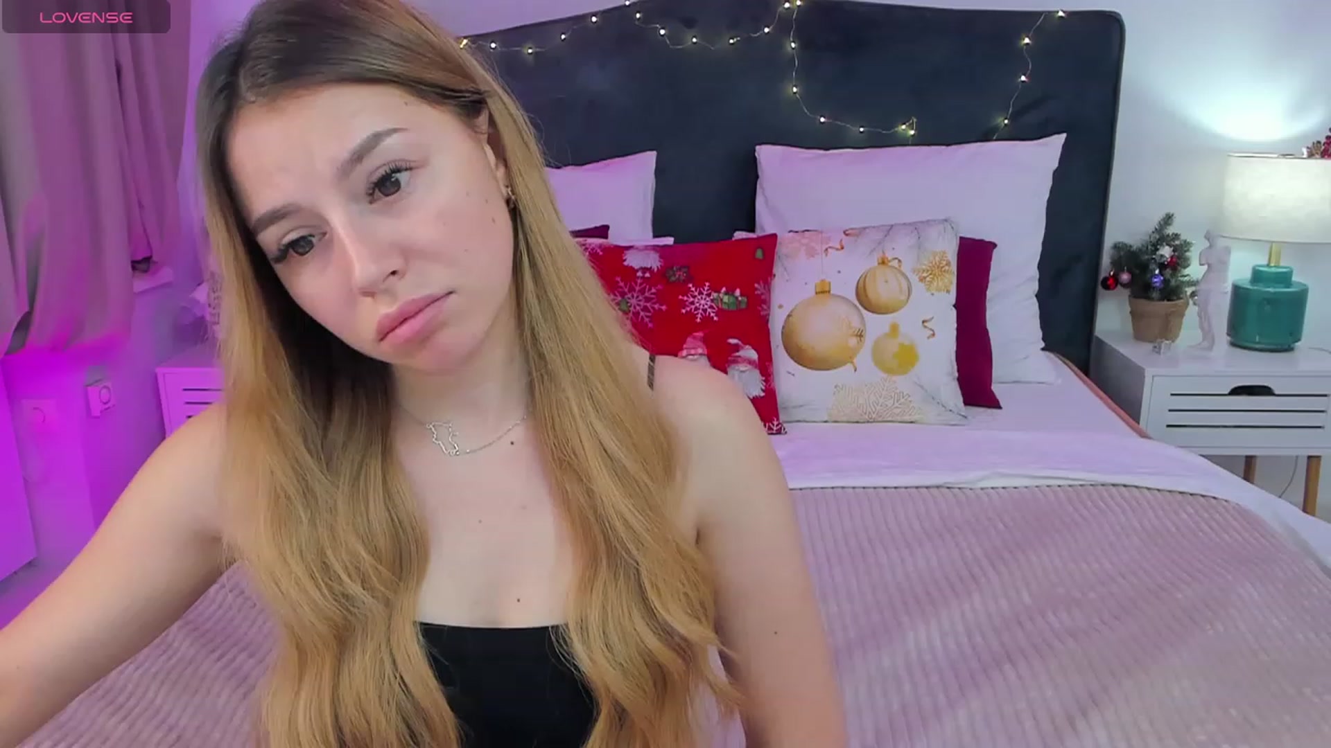 Gallery image thumbnail from SofiBloom's myfreecams stream on, 01/15/2024, 13:28 image 18 of 20
