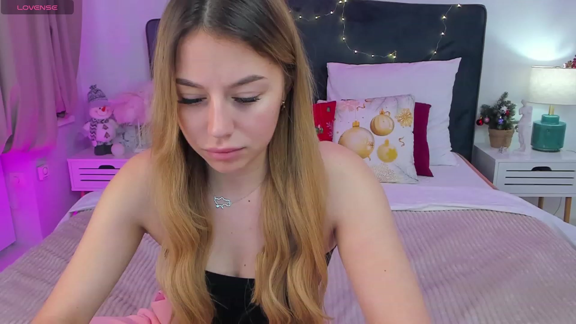 Gallery image thumbnail from SofiBloom's myfreecams stream on, 01/15/2024, 13:28 image 10 of 20