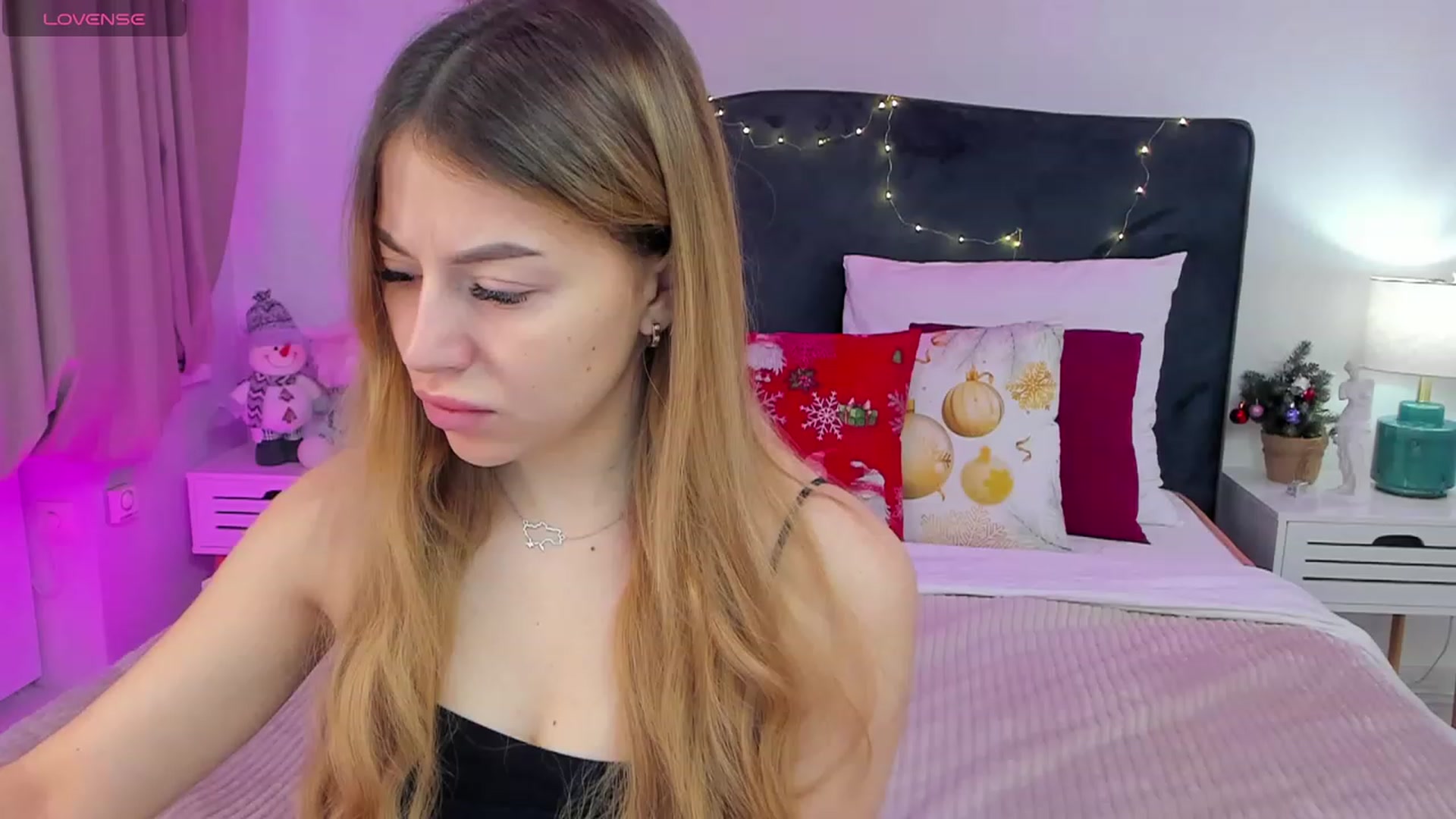 Gallery image thumbnail from SofiBloom's myfreecams stream on, 01/17/2024, 07:09 image 4 of 20