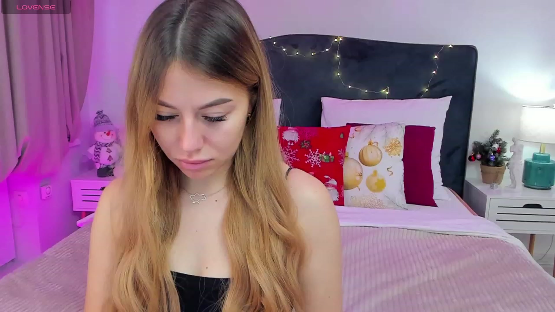 Gallery image thumbnail from SofiBloom's myfreecams stream on, 01/17/2024, 07:09 image 14 of 20