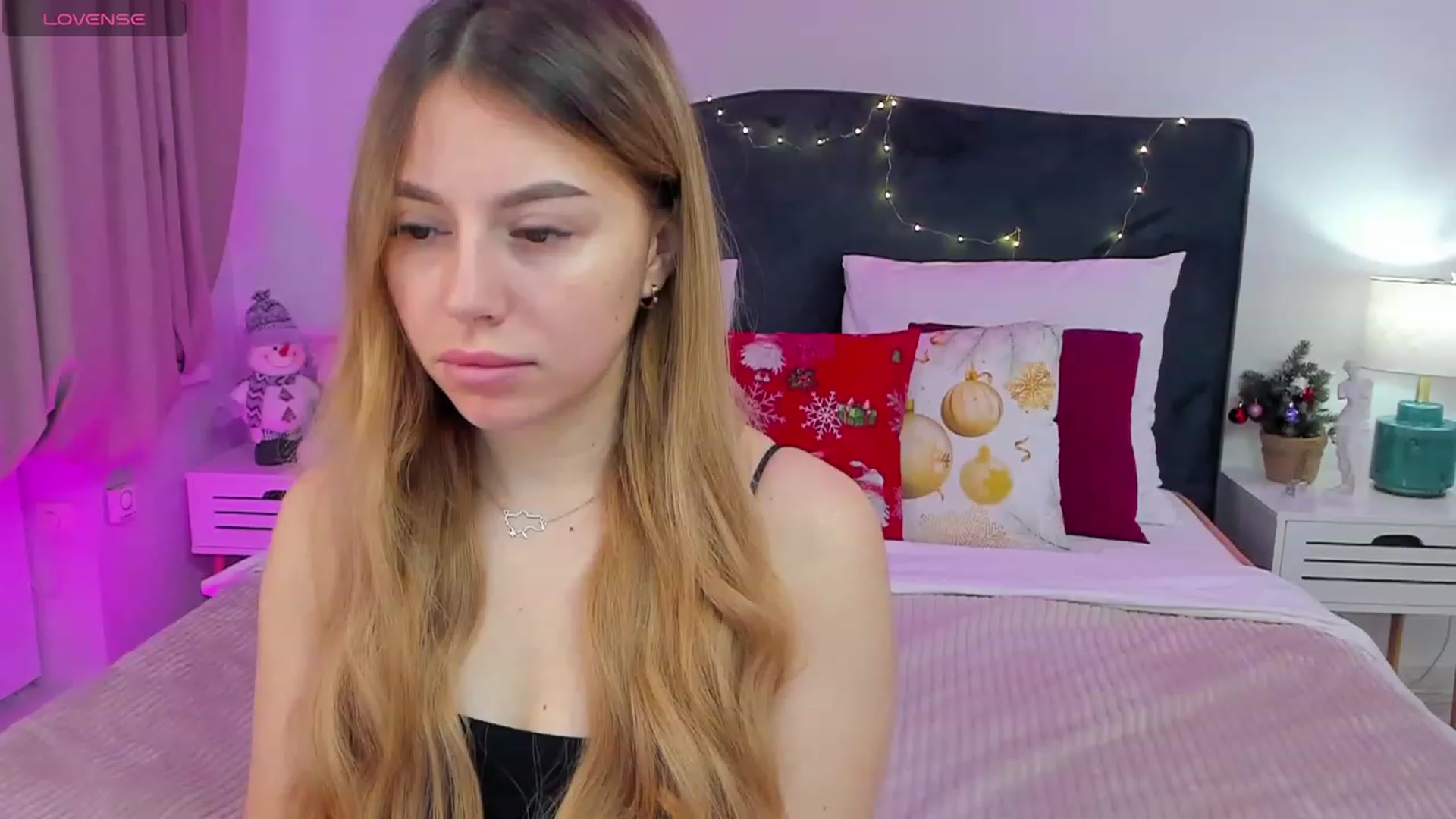 Gallery image thumbnail from SofiBloom's myfreecams stream on, 01/17/2024, 07:09 image 16 of 20