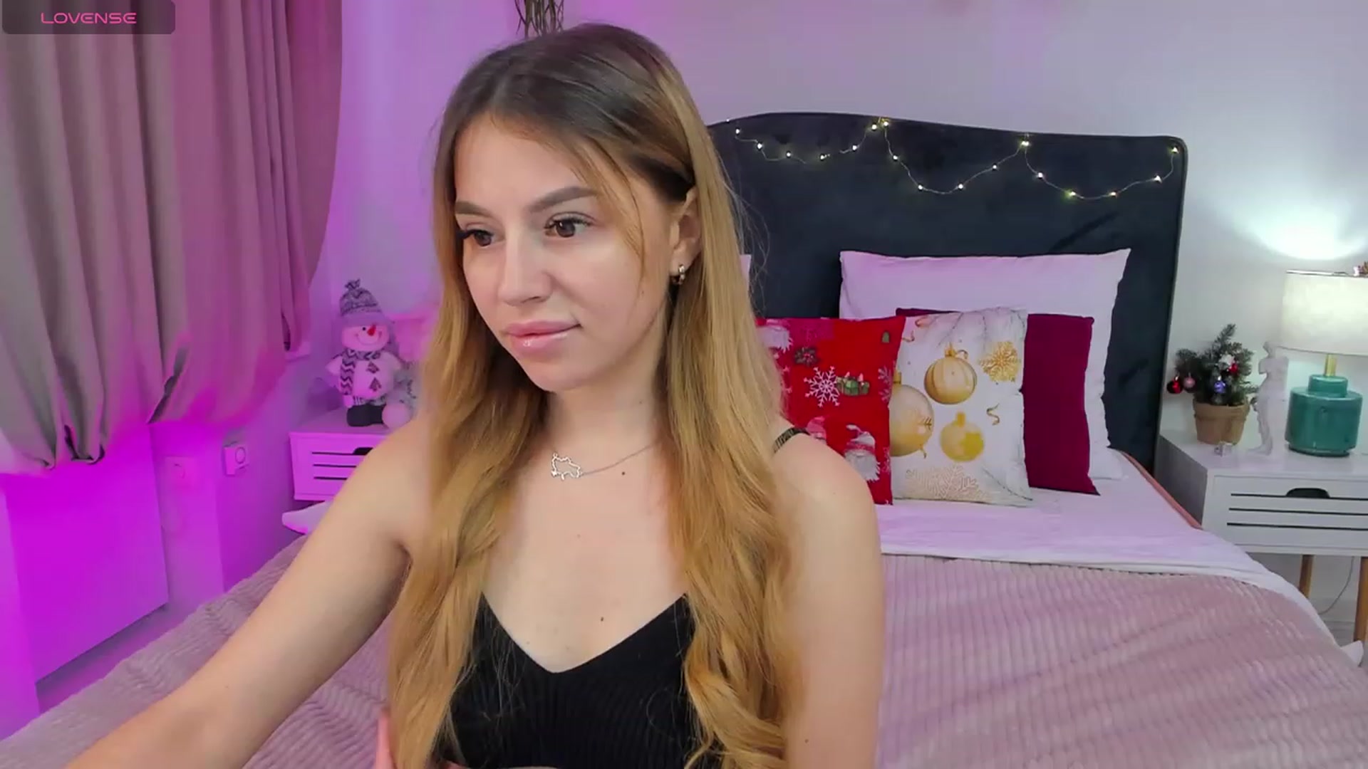 Gallery image thumbnail from SofiBloom's myfreecams stream on, 01/17/2024, 11:31 image 19 of 20