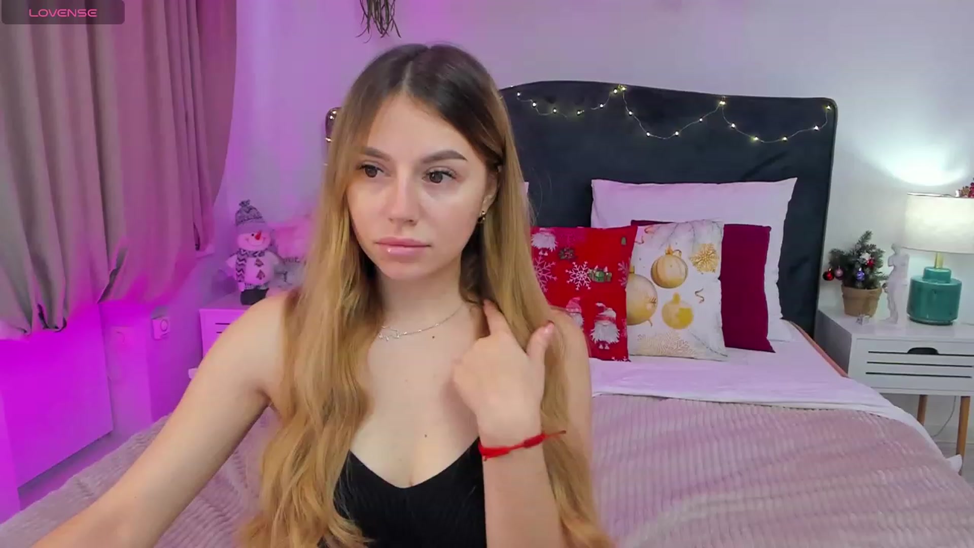 Gallery image thumbnail from SofiBloom's myfreecams stream on, 01/17/2024, 12:21 image 1 of 20