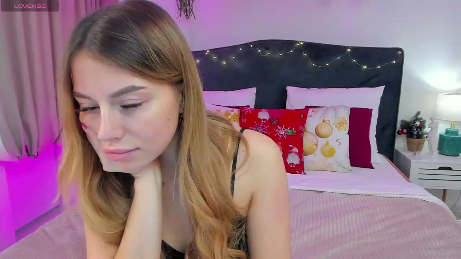 Gallery image thumbnail from SofiBloom's myfreecams stream on, 01/17/2024, 12:48 image 5 of 20