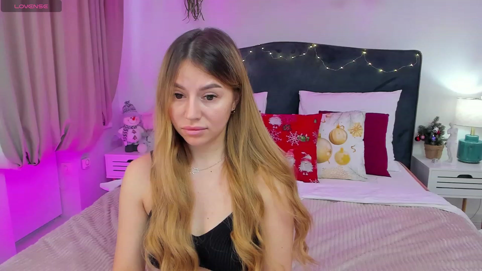 Gallery image thumbnail from SofiBloom's myfreecams stream on, 01/17/2024, 12:48 image 15 of 20