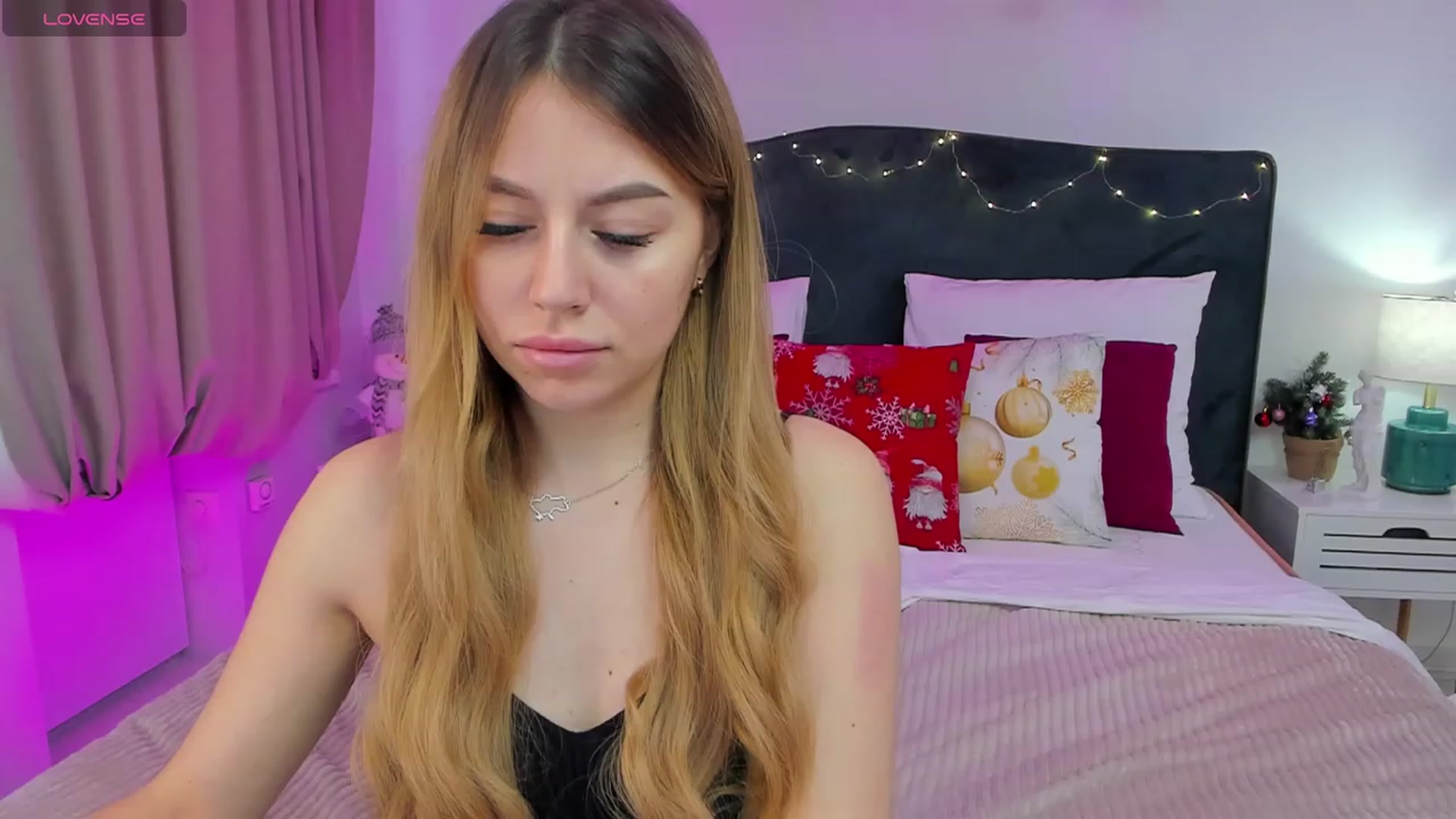 Gallery image thumbnail from SofiBloom's myfreecams stream on, 01/17/2024, 12:48 image 3 of 20
