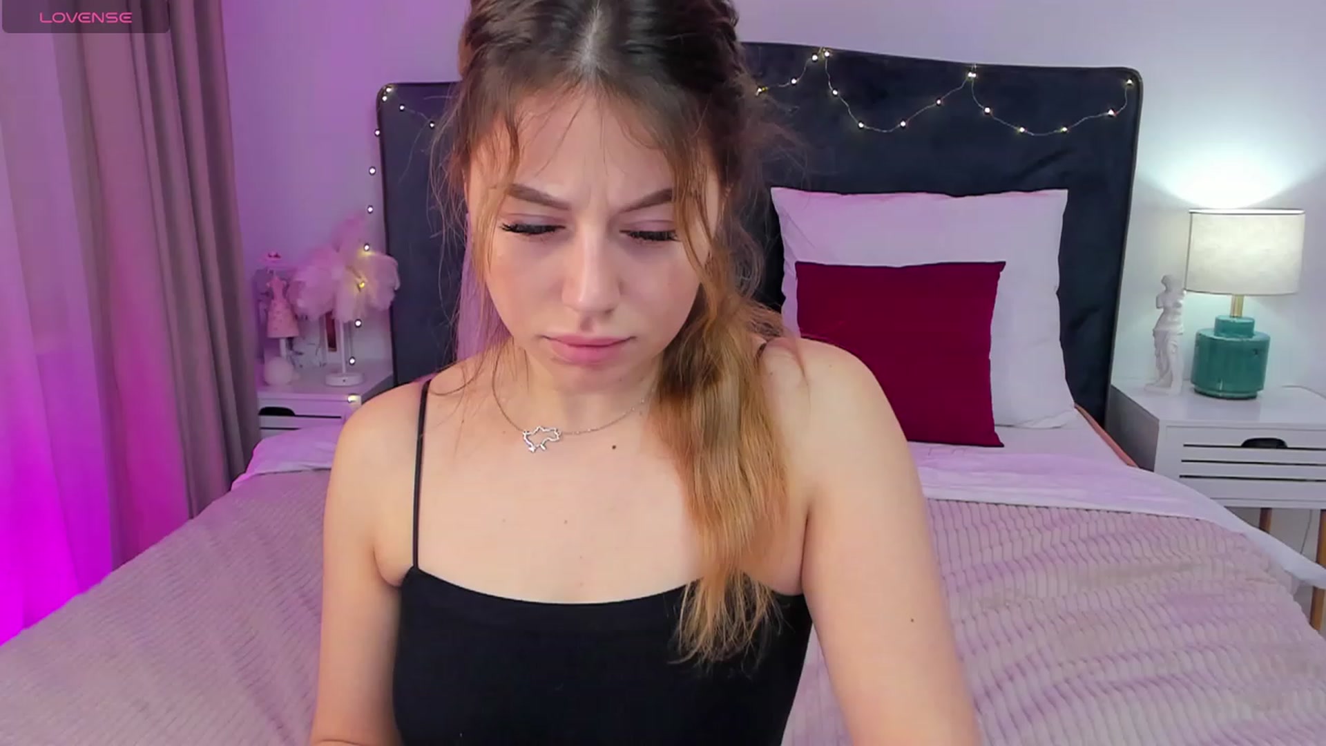 Gallery image thumbnail from SofiBloom's myfreecams stream on, 01/20/2024, 19:39 image 19 of 20