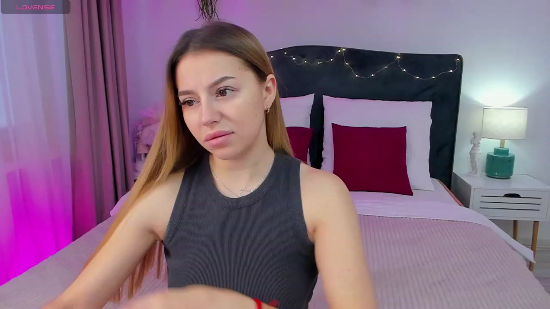 Gallery image thumbnail from SofiBloom's myfreecams stream on, 01/23/2024, 13:32 image 5 of 20
