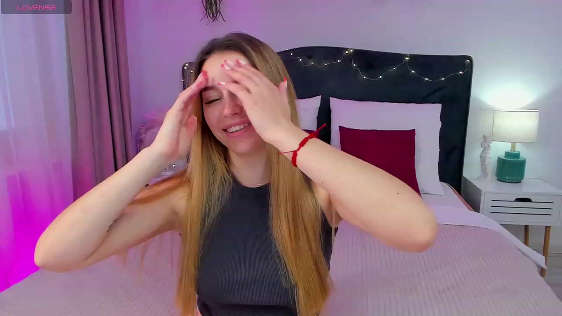 Gallery image thumbnail from SofiBloom's myfreecams stream on, 01/23/2024, 13:32 image 3 of 20