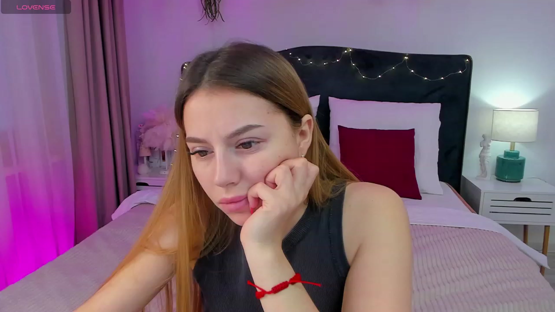 Gallery image thumbnail from SofiBloom's myfreecams stream on, 01/23/2024, 14:19 image 2 of 20