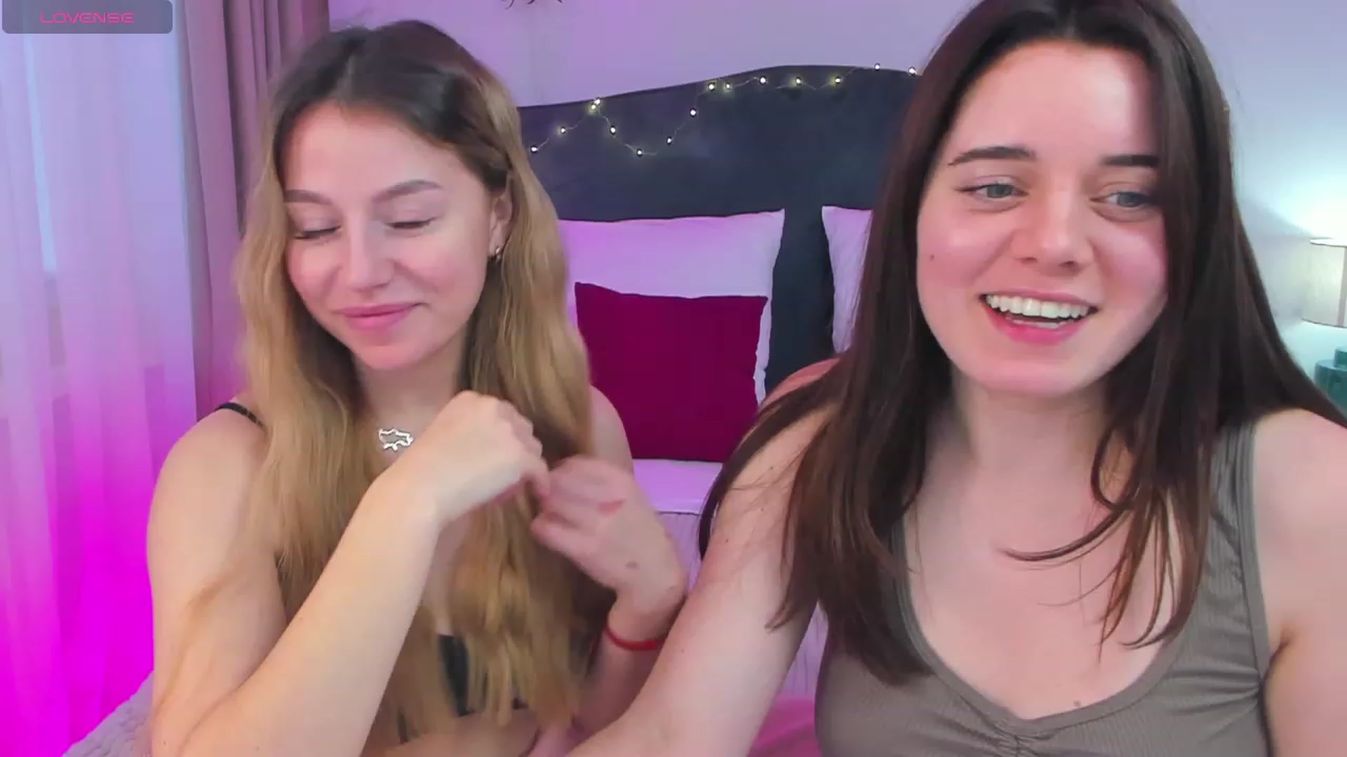 Gallery image thumbnail from SofiBloom's myfreecams stream on, 01/27/2024, 11:04 image 17 of 20