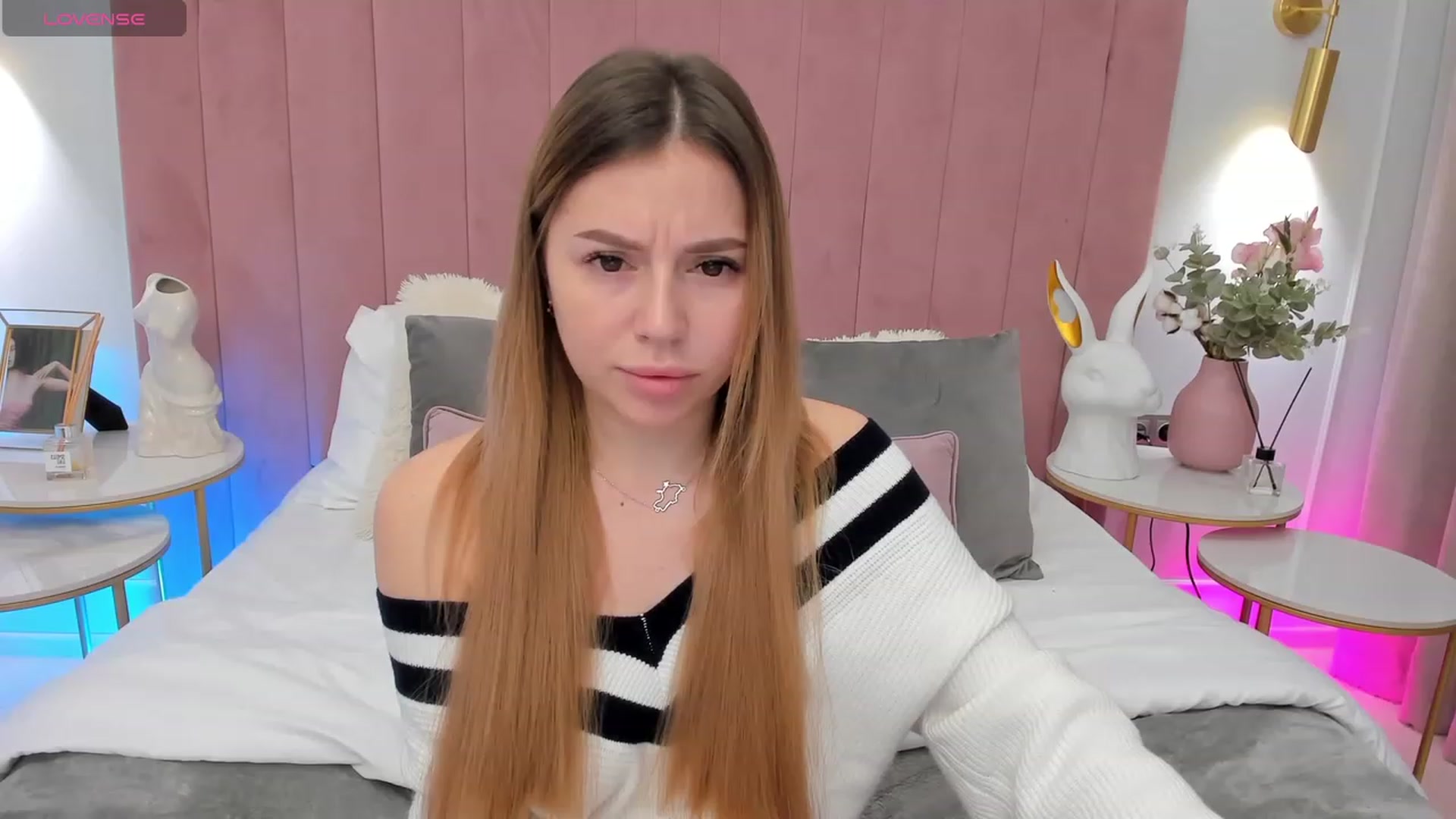 Gallery image thumbnail from SofiBloom's myfreecams stream on, 01/28/2024, 17:13 image 8 of 20