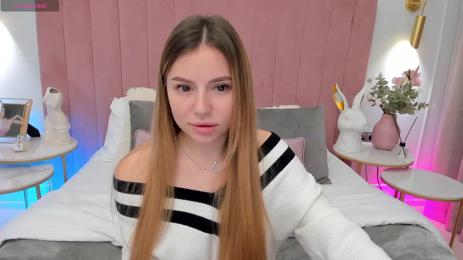 Gallery image thumbnail from SofiBloom's myfreecams stream on, 01/28/2024, 17:13 image 14 of 20