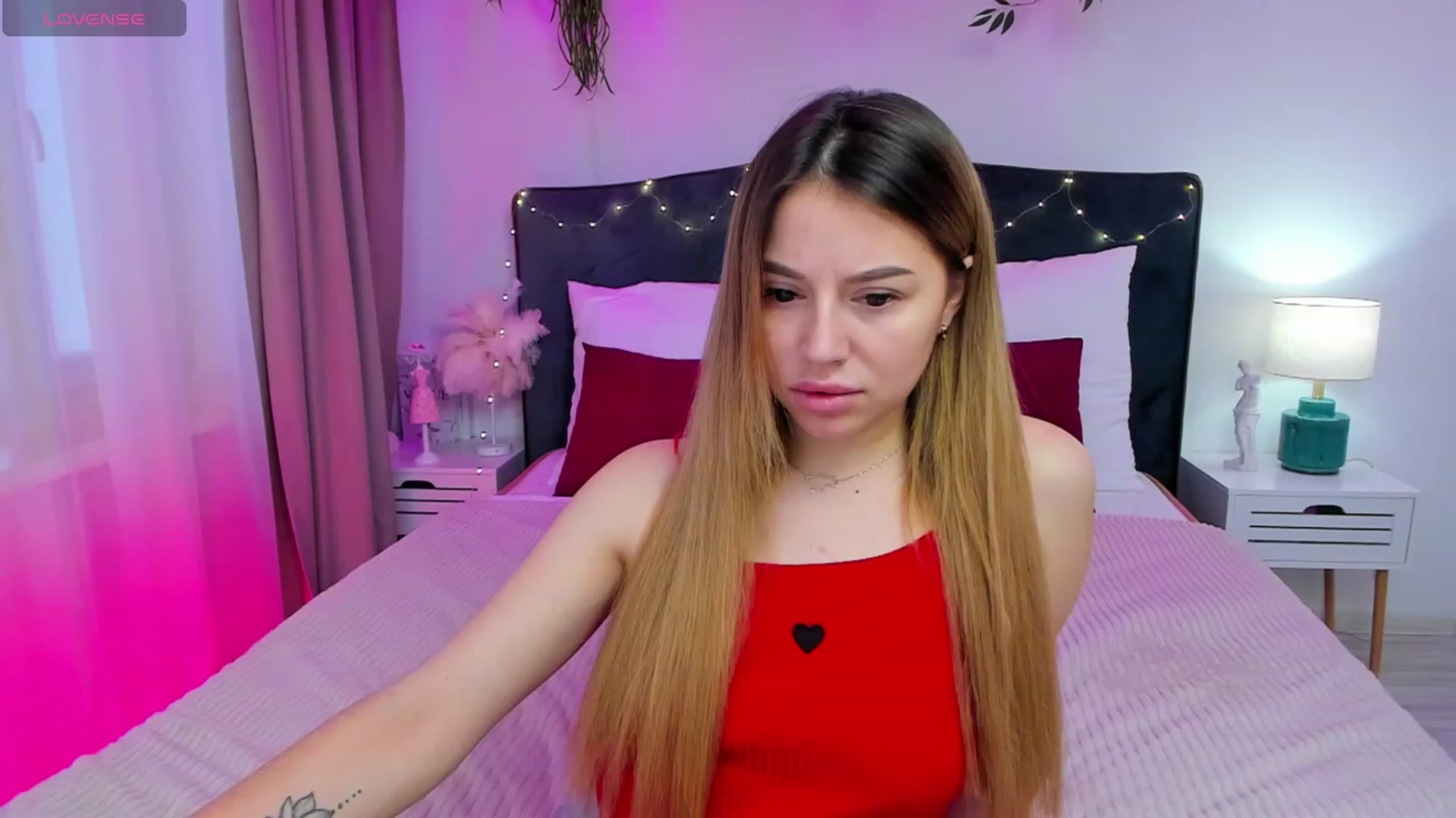 Gallery image thumbnail from SofiBloom's myfreecams stream on, 01/29/2024, 11:15 image 2 of 20