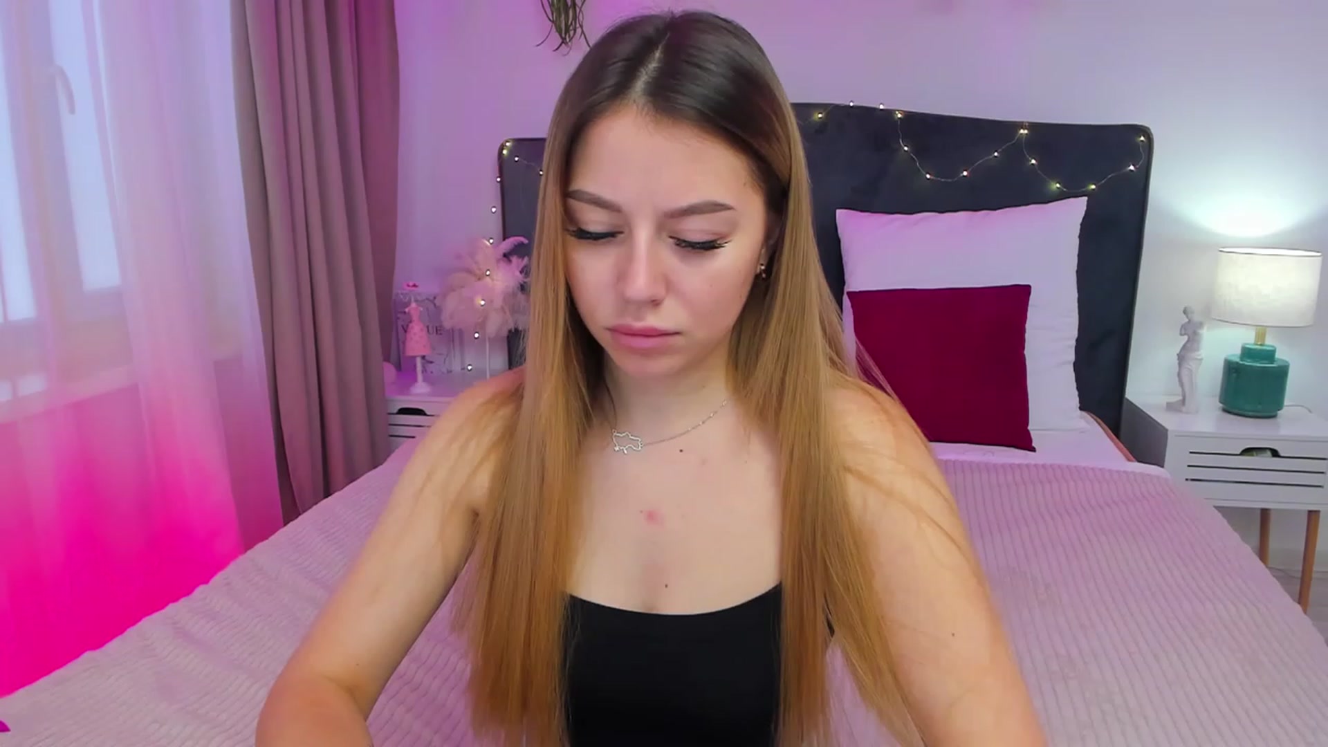Gallery image thumbnail from SofiBloom's myfreecams stream on, 01/30/2024, 10:57 image 16 of 20