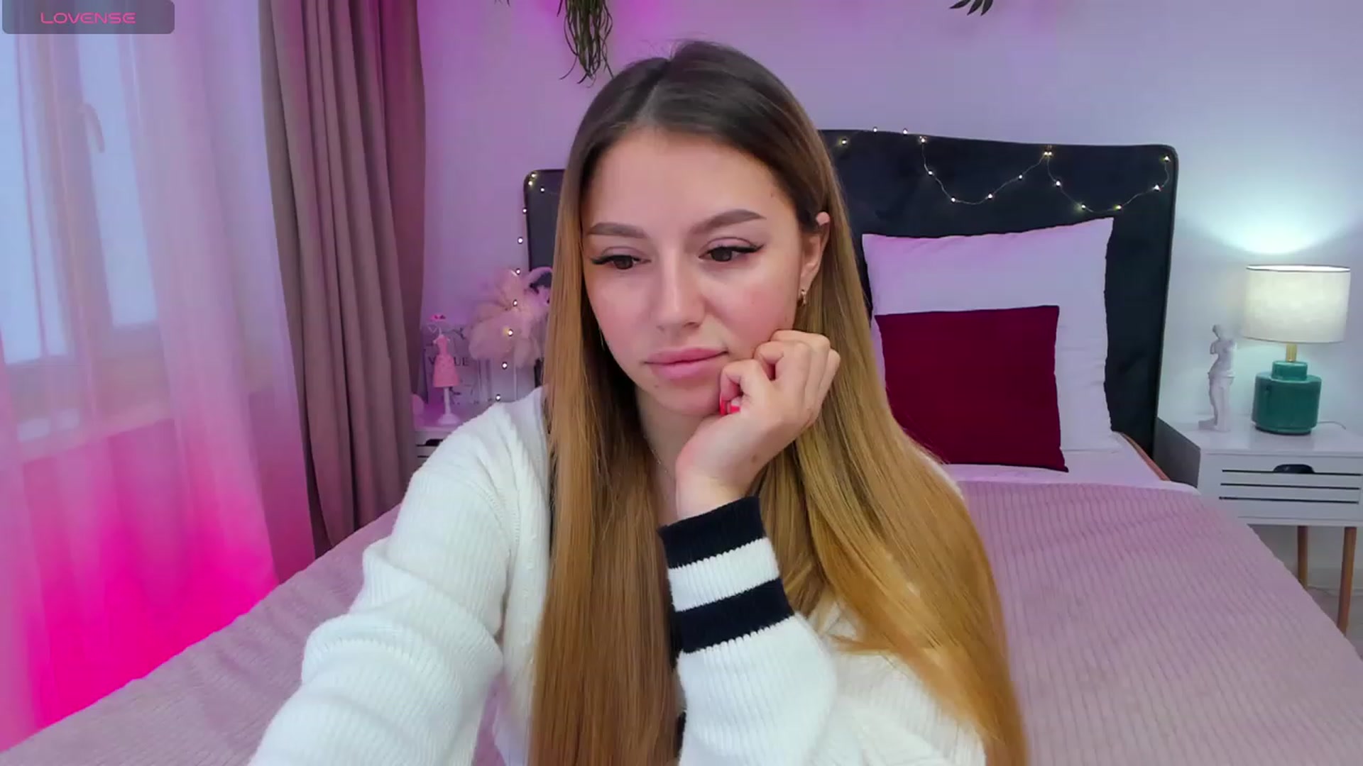 Gallery image thumbnail from SofiBloom's myfreecams stream on, 01/30/2024, 13:11 image 16 of 20