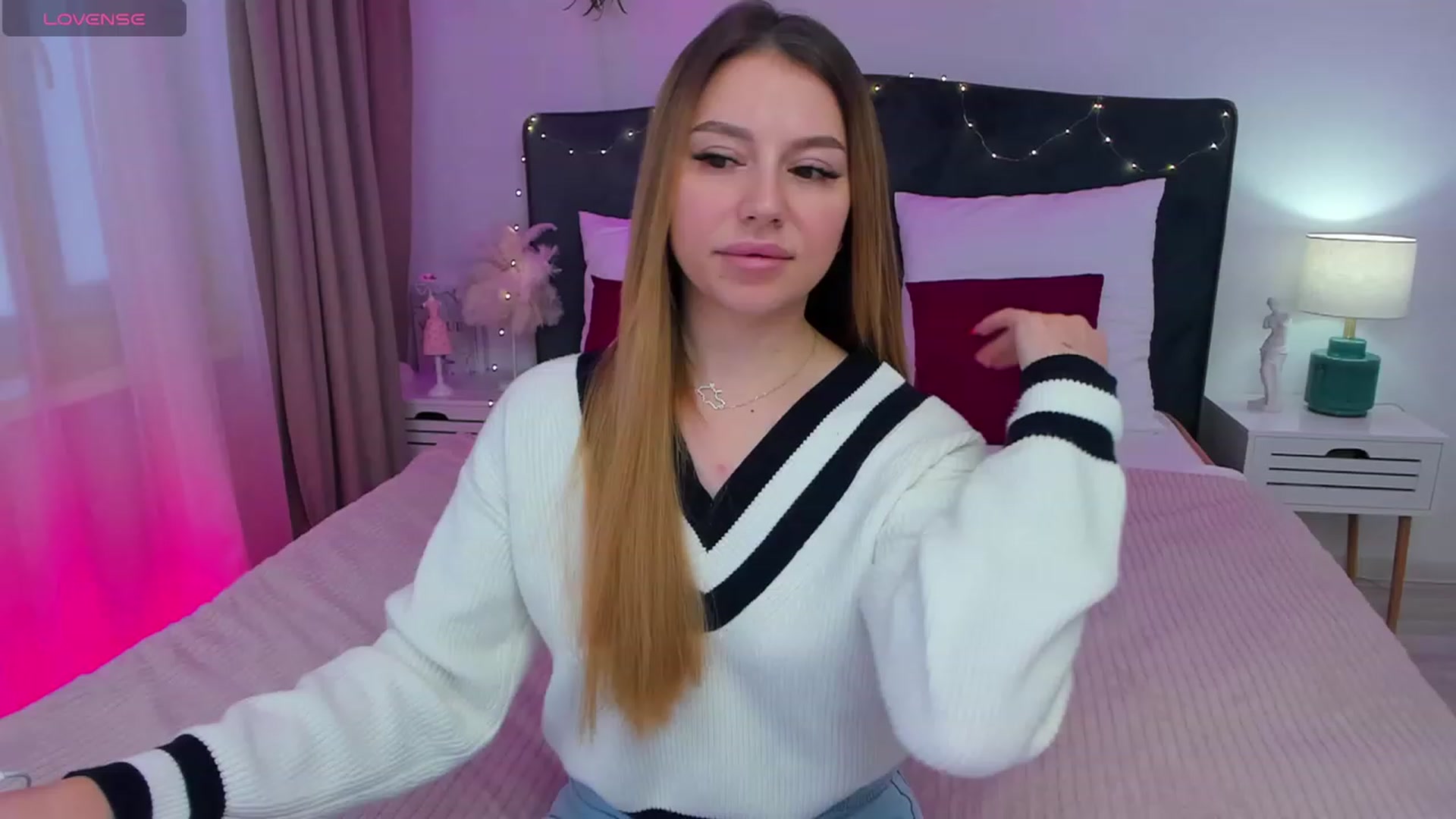 Gallery image thumbnail from SofiBloom's myfreecams stream on, 01/30/2024, 13:11 image 11 of 20