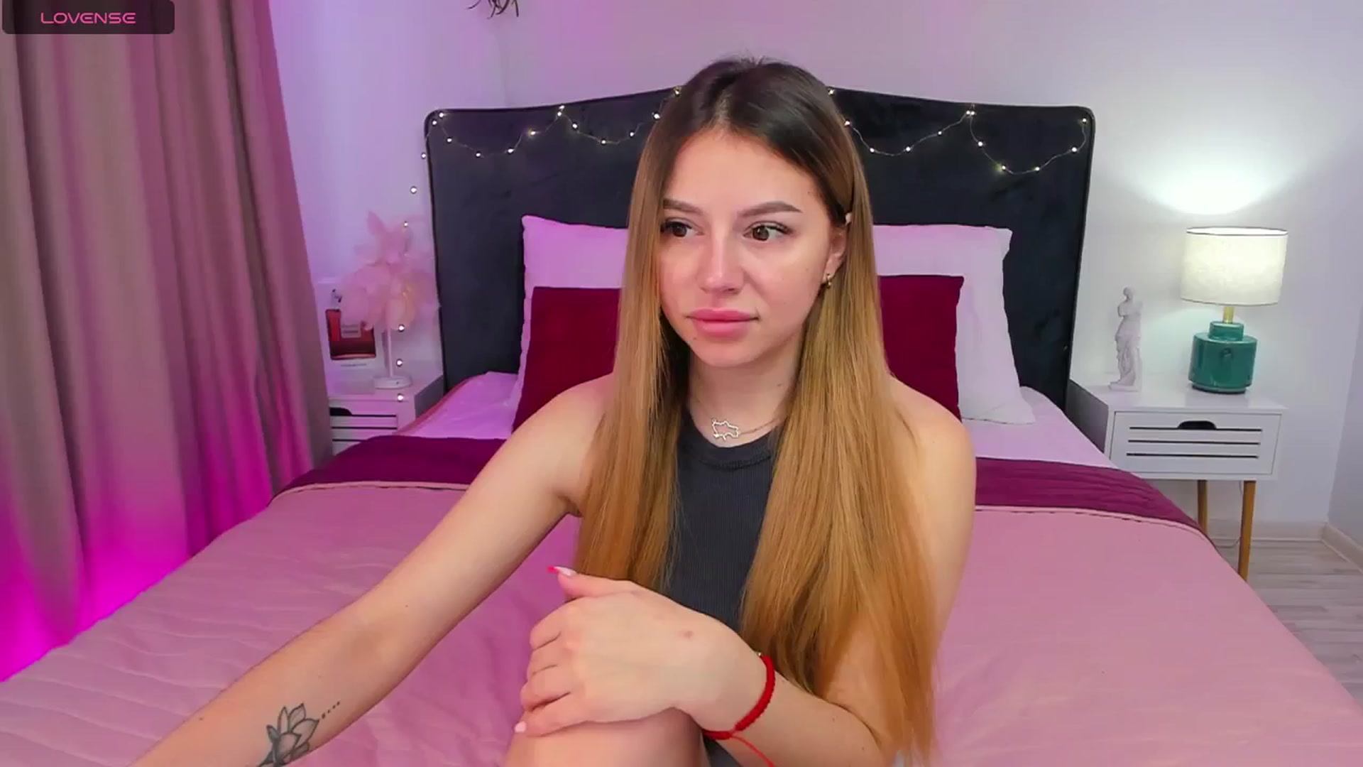 Gallery image thumbnail from SofiBloom's myfreecams stream on, 02/09/2024, 11:22 image 1 of 20