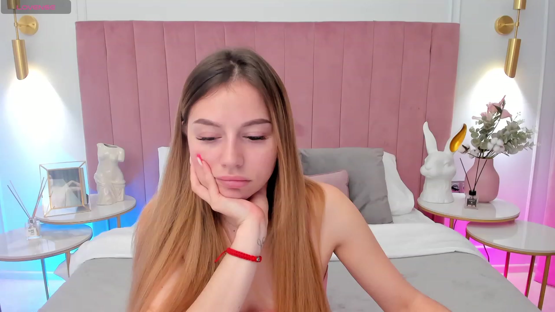 Gallery image thumbnail from SofiBloom's myfreecams stream on, 02/11/2024, 19:58 image 15 of 20