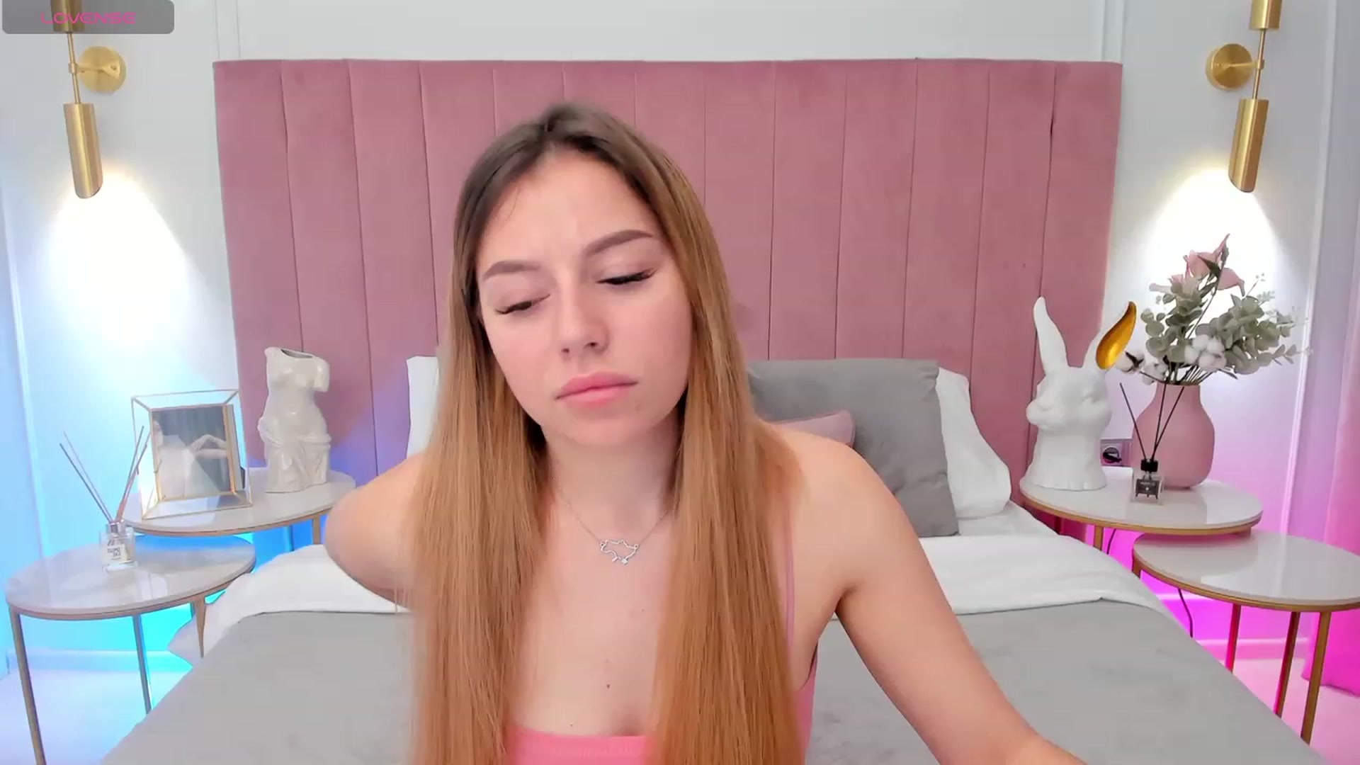 Gallery image thumbnail from SofiBloom's myfreecams stream on, 02/11/2024, 19:58 image 19 of 20