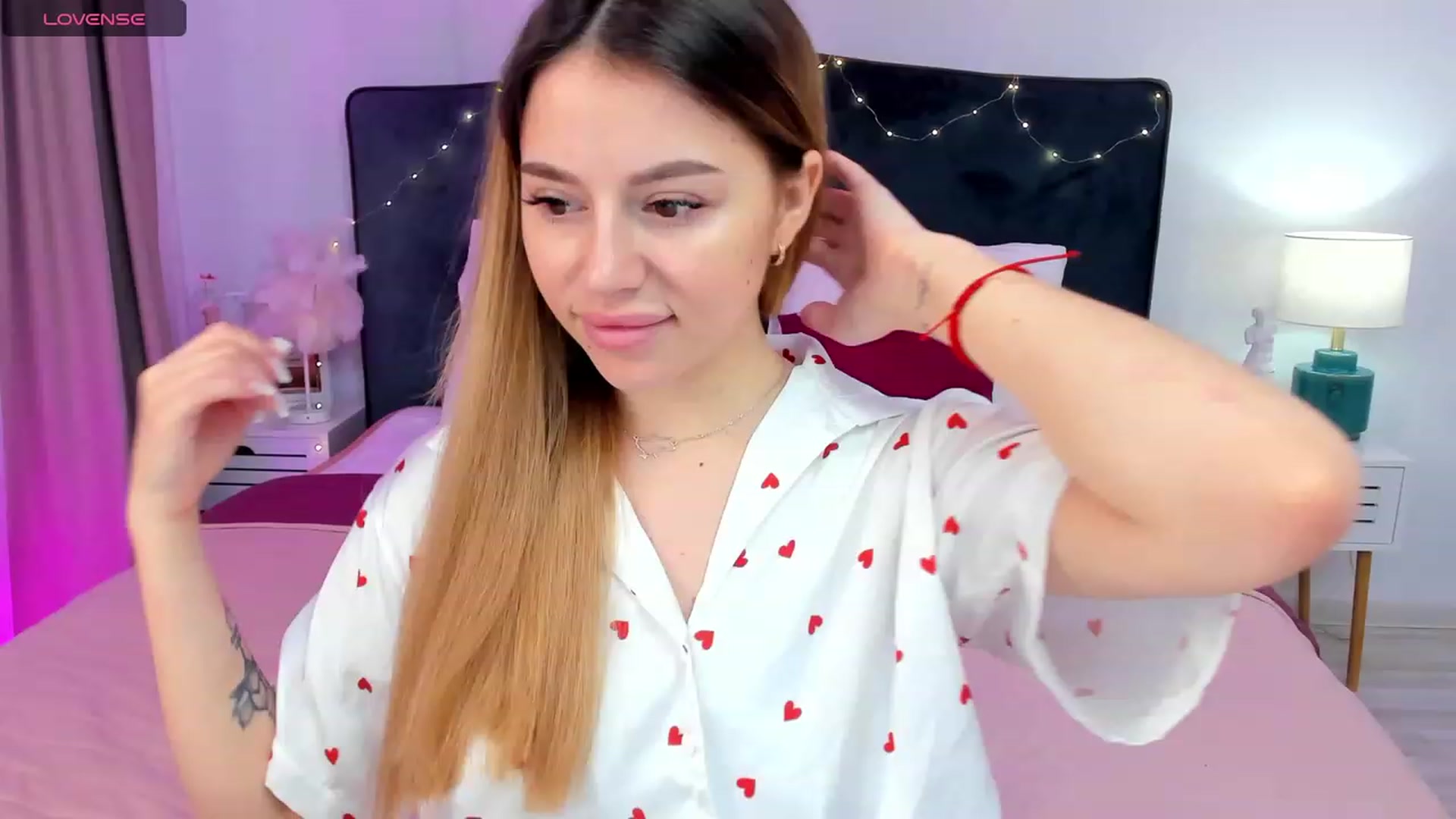 Gallery image thumbnail from SofiBloom's myfreecams stream on, 02/14/2024, 12:35 image 8 of 20