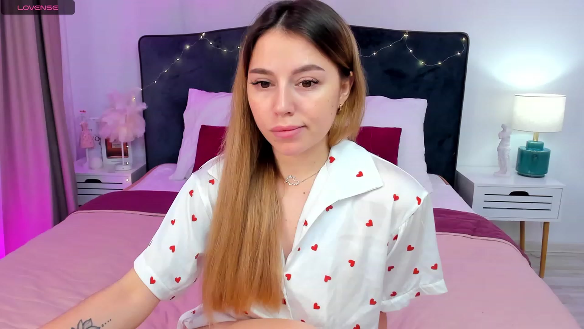 Gallery image thumbnail from SofiBloom's myfreecams stream on, 02/14/2024, 12:35 image 15 of 20