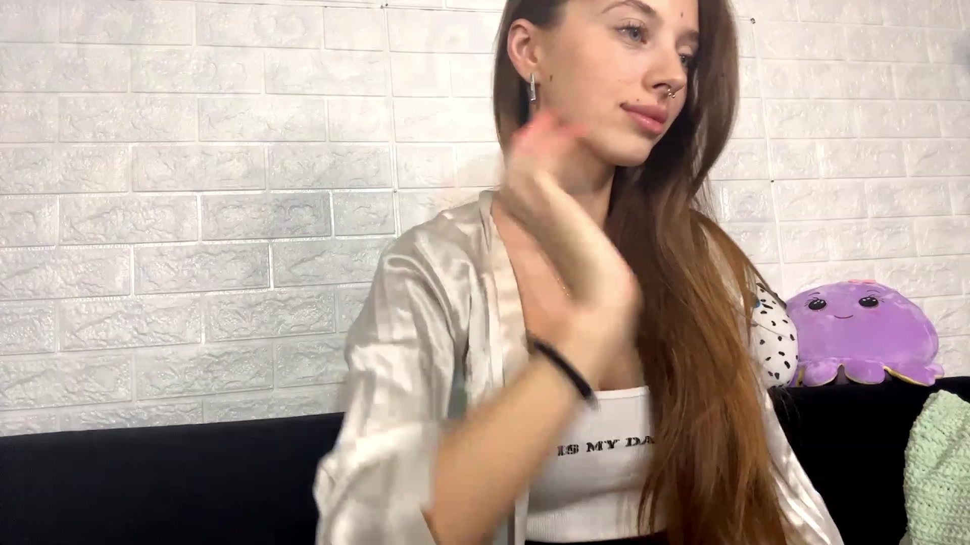 Gallery image thumbnail from SofiBloom111's myfreecams stream on, 10/25/2023, 19:26 image 17 of 20