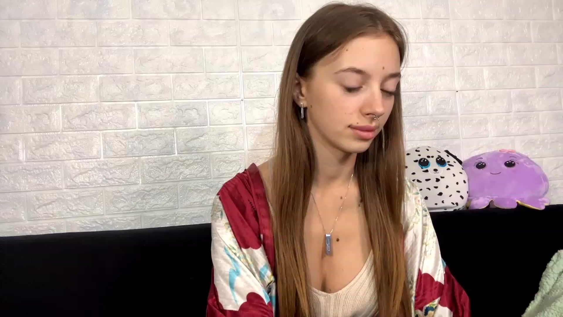 Gallery image thumbnail from SofiBloom111's myfreecams stream on, 10/26/2023, 20:52 image 2 of 20