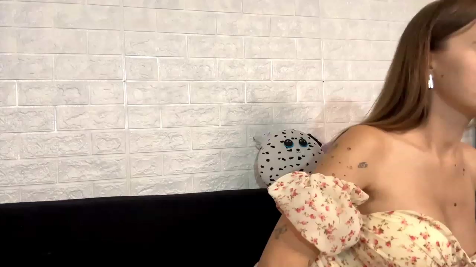 Gallery image thumbnail from SofiBloom111's myfreecams stream on, 10/27/2023, 21:55 image 8 of 20