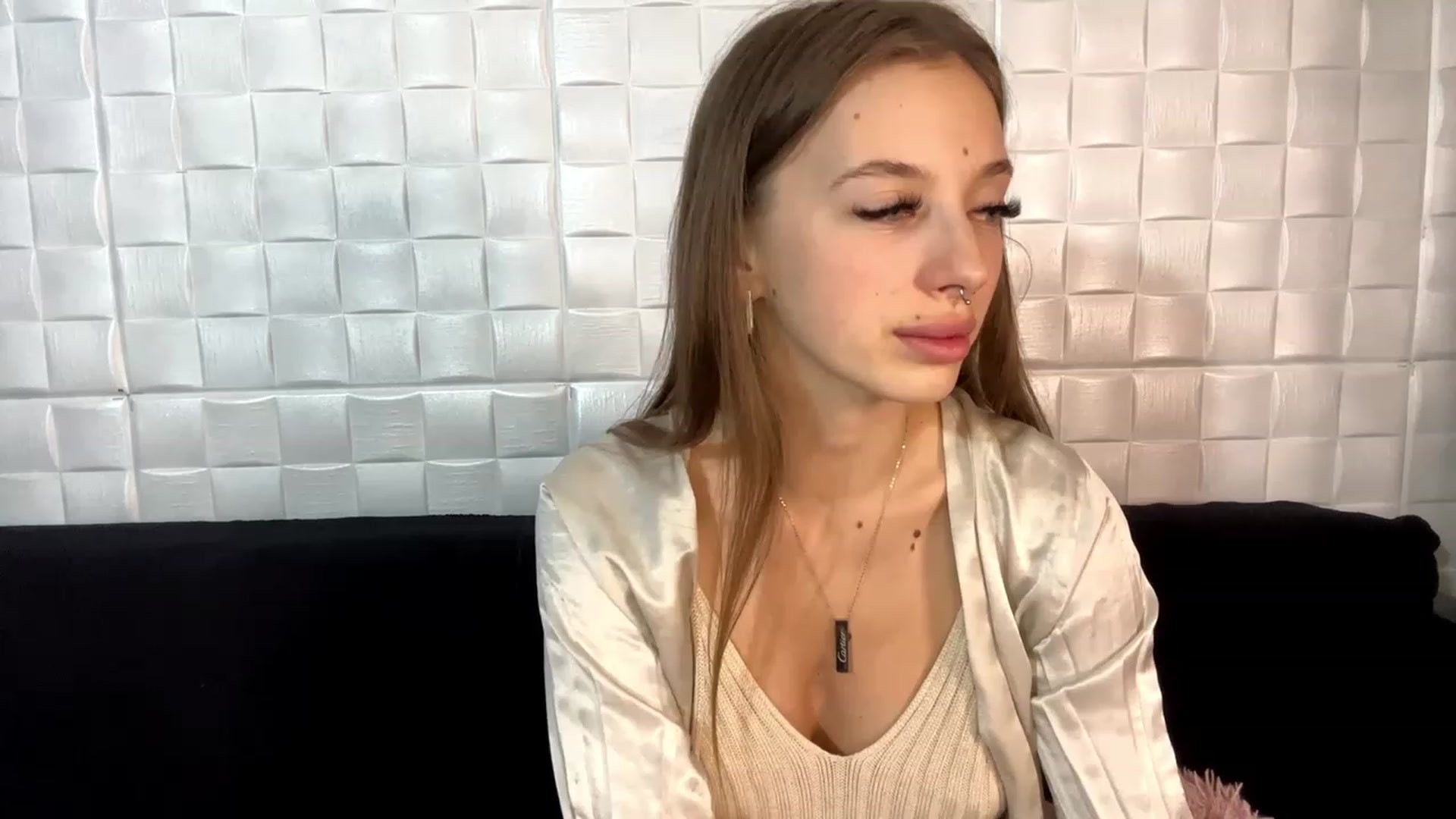 Gallery image thumbnail from SofiBloom111's myfreecams stream on, 11/03/2023, 18:38 image 20 of 20