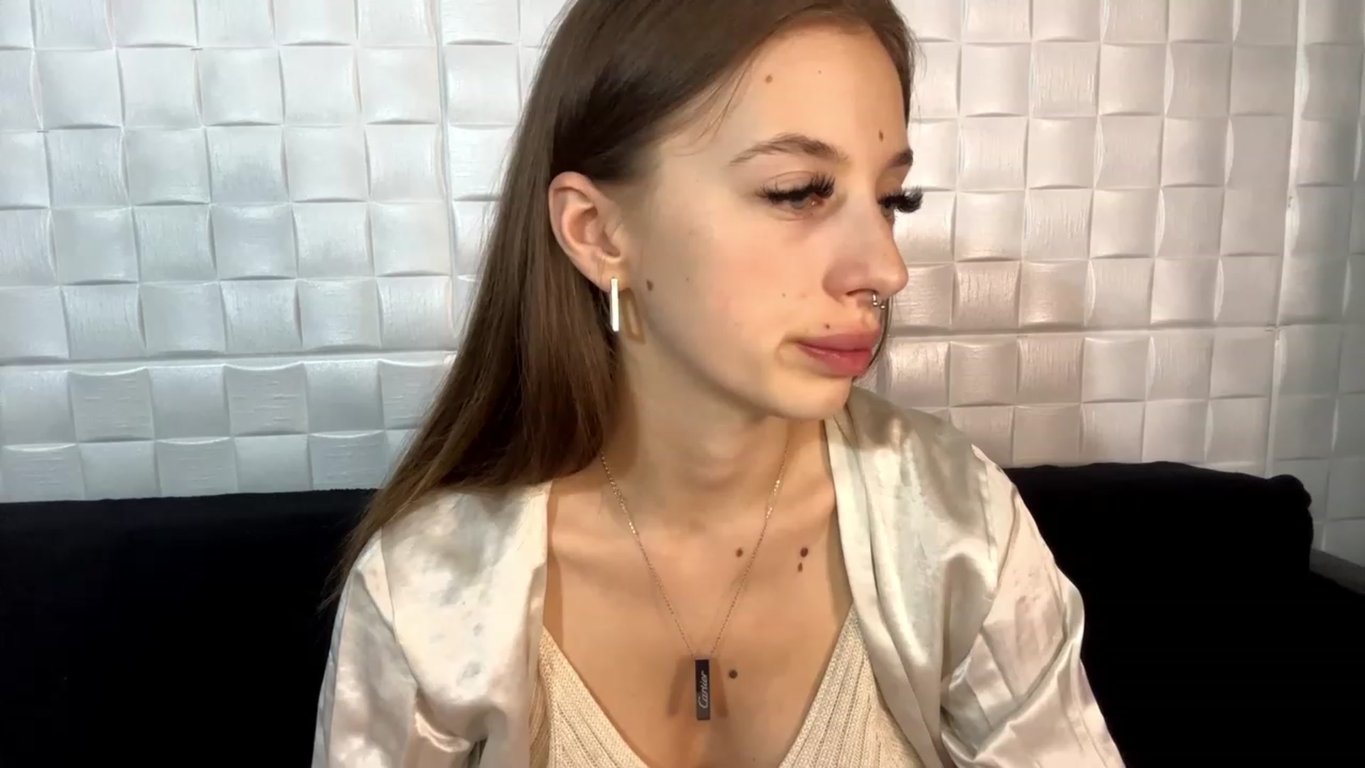 Gallery image thumbnail from SofiBloom111's myfreecams stream on, 11/03/2023, 19:55 image 14 of 20