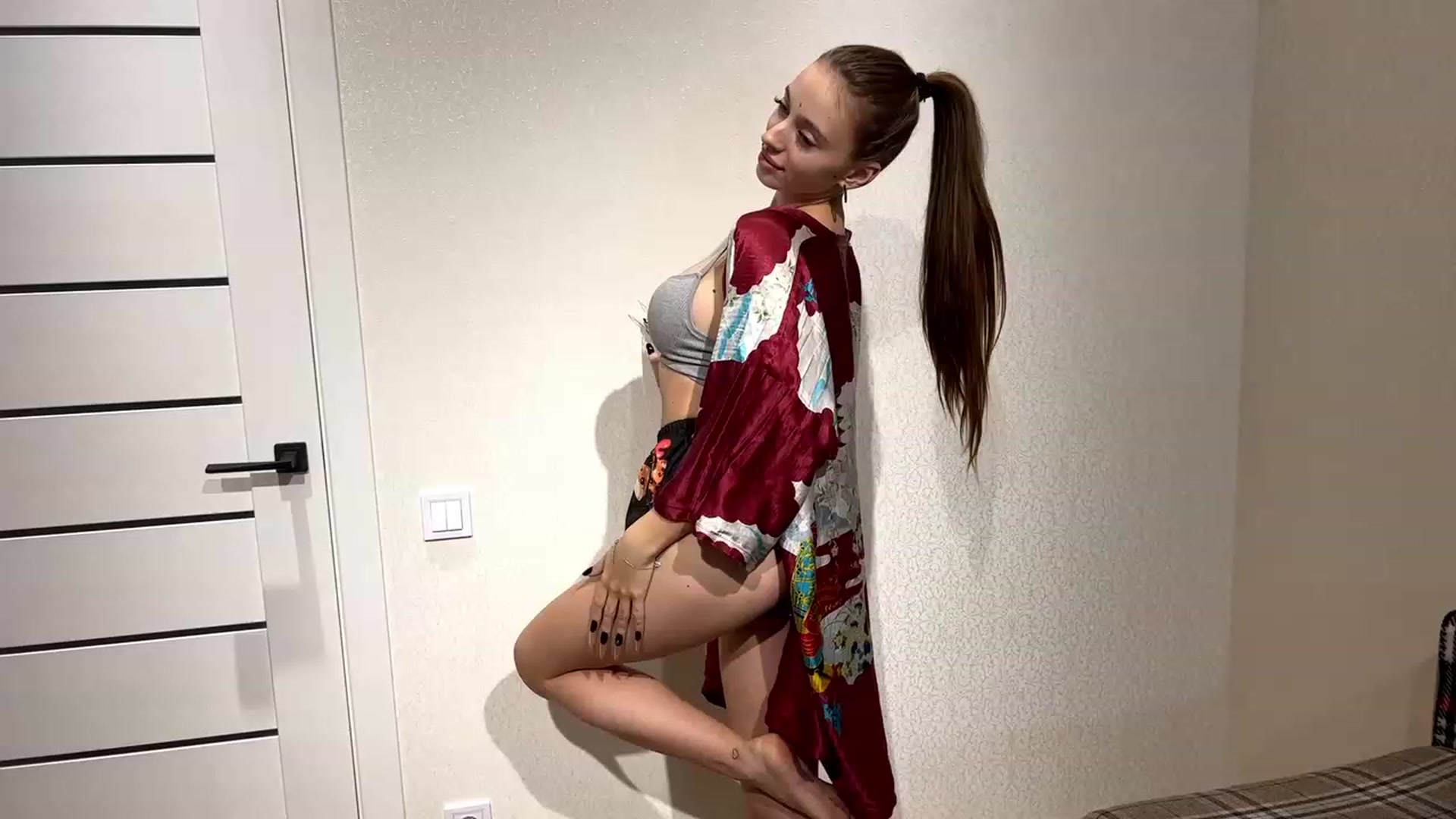 Gallery image thumbnail from SofiBloom111's myfreecams stream on, 11/26/2023, 24:46 image 1 of 20