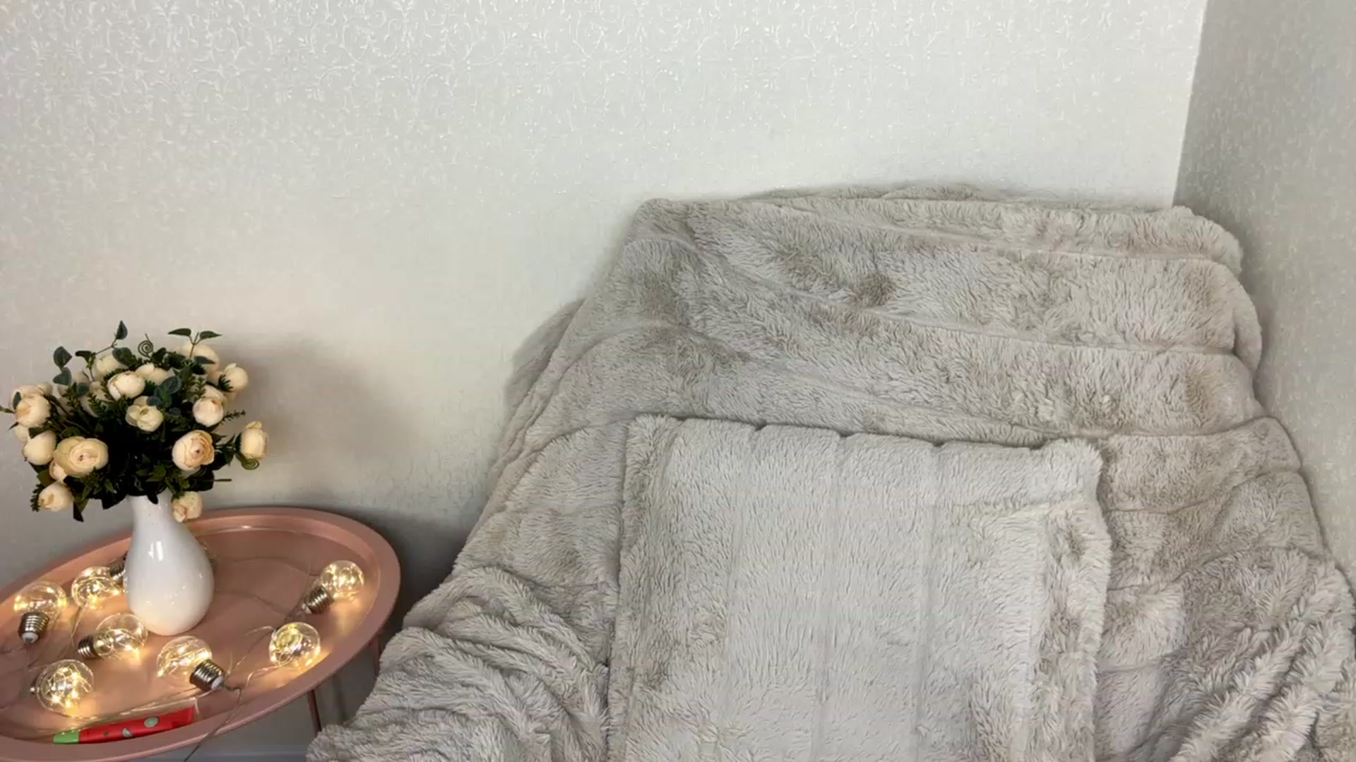 Gallery image thumbnail from SofiBloom111's myfreecams stream on, 01/19/2024, 20:06 image 14 of 20