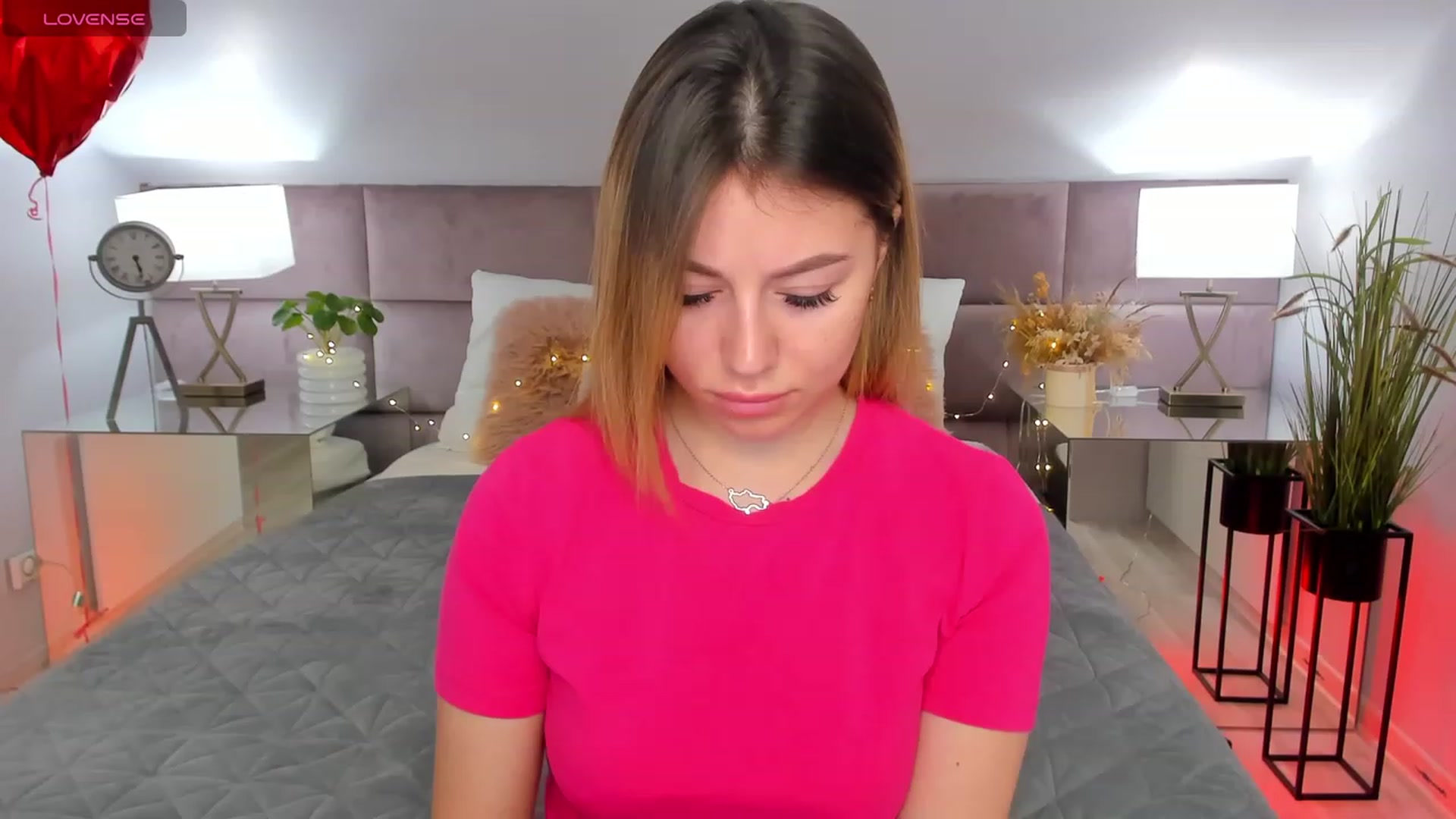 Gallery image thumbnail from SofiBlooom's myfreecams stream on, 03/10/2024, 15:42 image 5 of 20