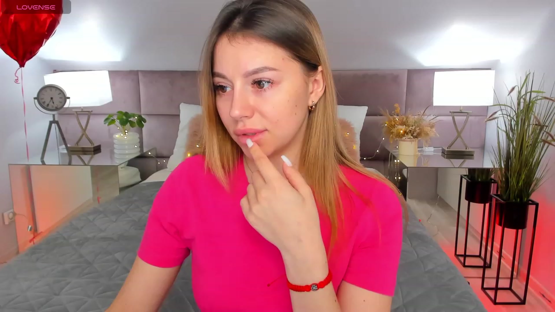 Gallery image thumbnail from SofiBlooom's myfreecams stream on, 03/10/2024, 15:42 image 14 of 20