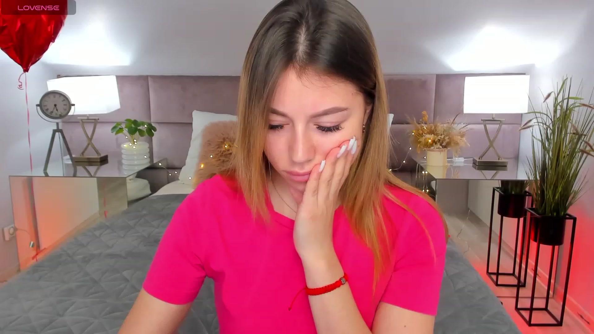 Gallery image thumbnail from SofiBlooom's myfreecams stream on, 03/10/2024, 15:42 image 13 of 20