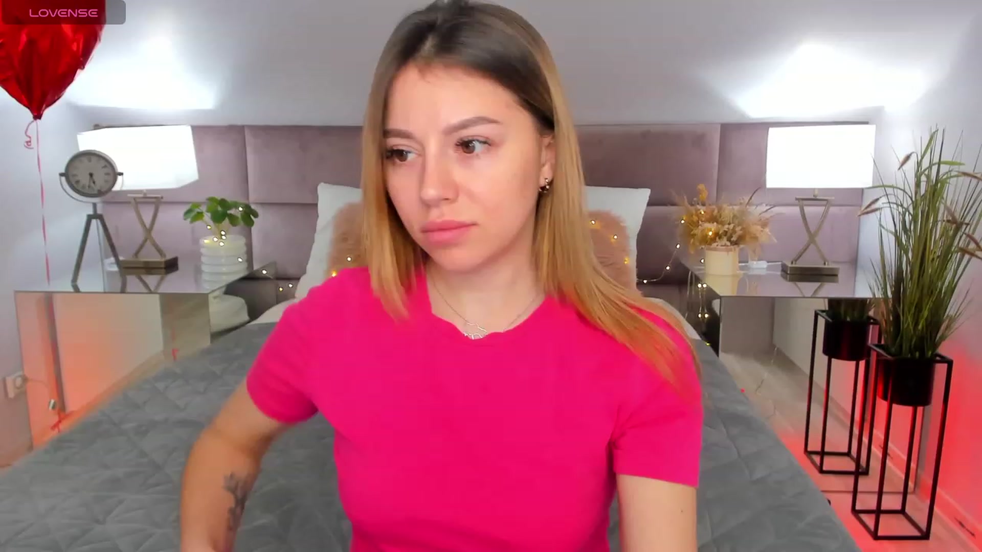 Gallery image thumbnail from SofiBlooom's myfreecams stream on, 03/10/2024, 15:42 image 10 of 20