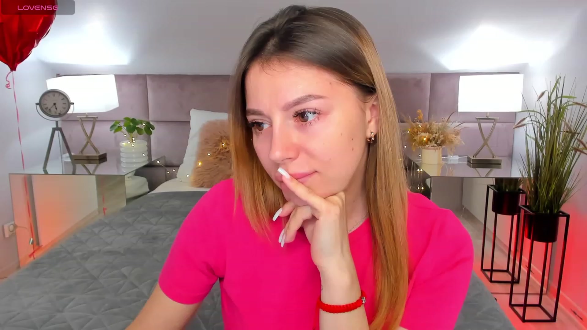 Gallery image thumbnail from SofiBlooom's myfreecams stream on, 03/10/2024, 15:42 image 17 of 20