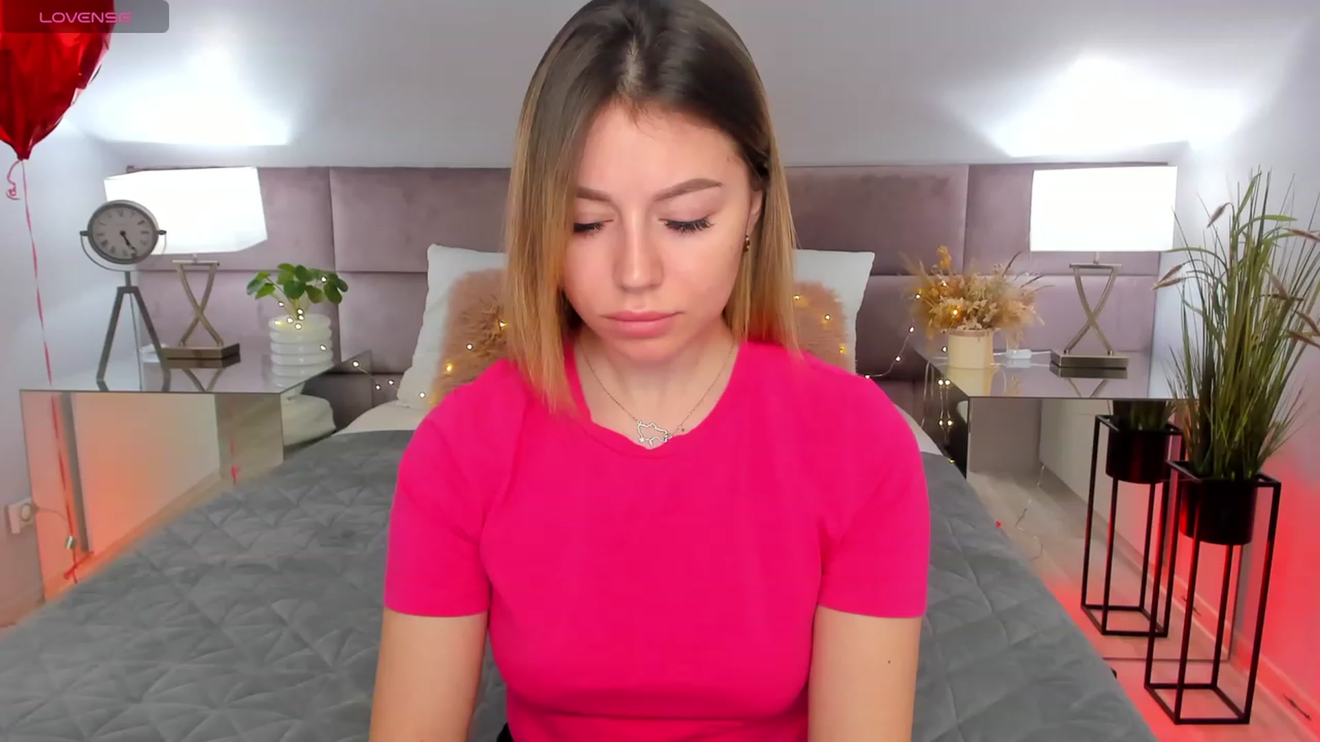 Gallery image thumbnail from SofiBlooom's myfreecams stream on, 03/10/2024, 15:42 image 1 of 20