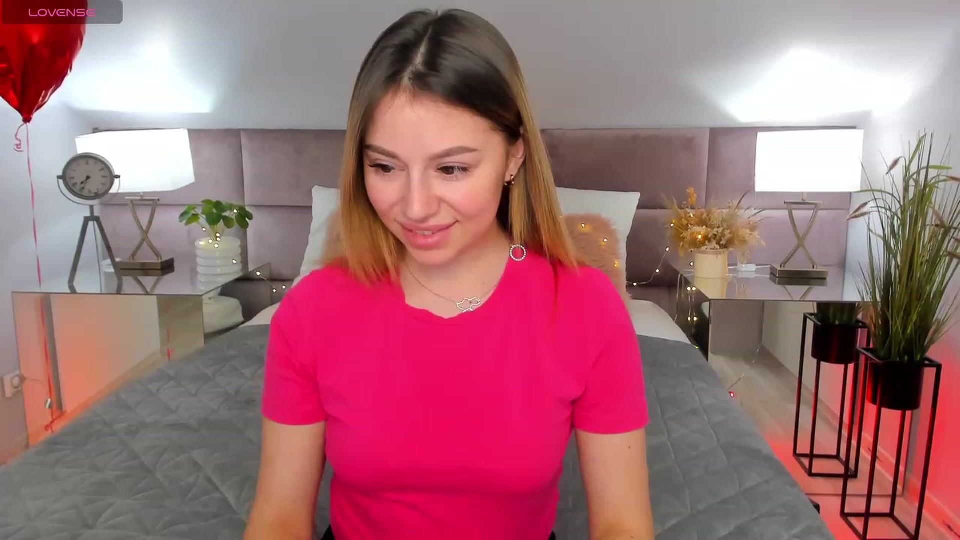 Gallery image thumbnail from SofiBlooom's myfreecams stream on, 03/10/2024, 17:56 image 13 of 20