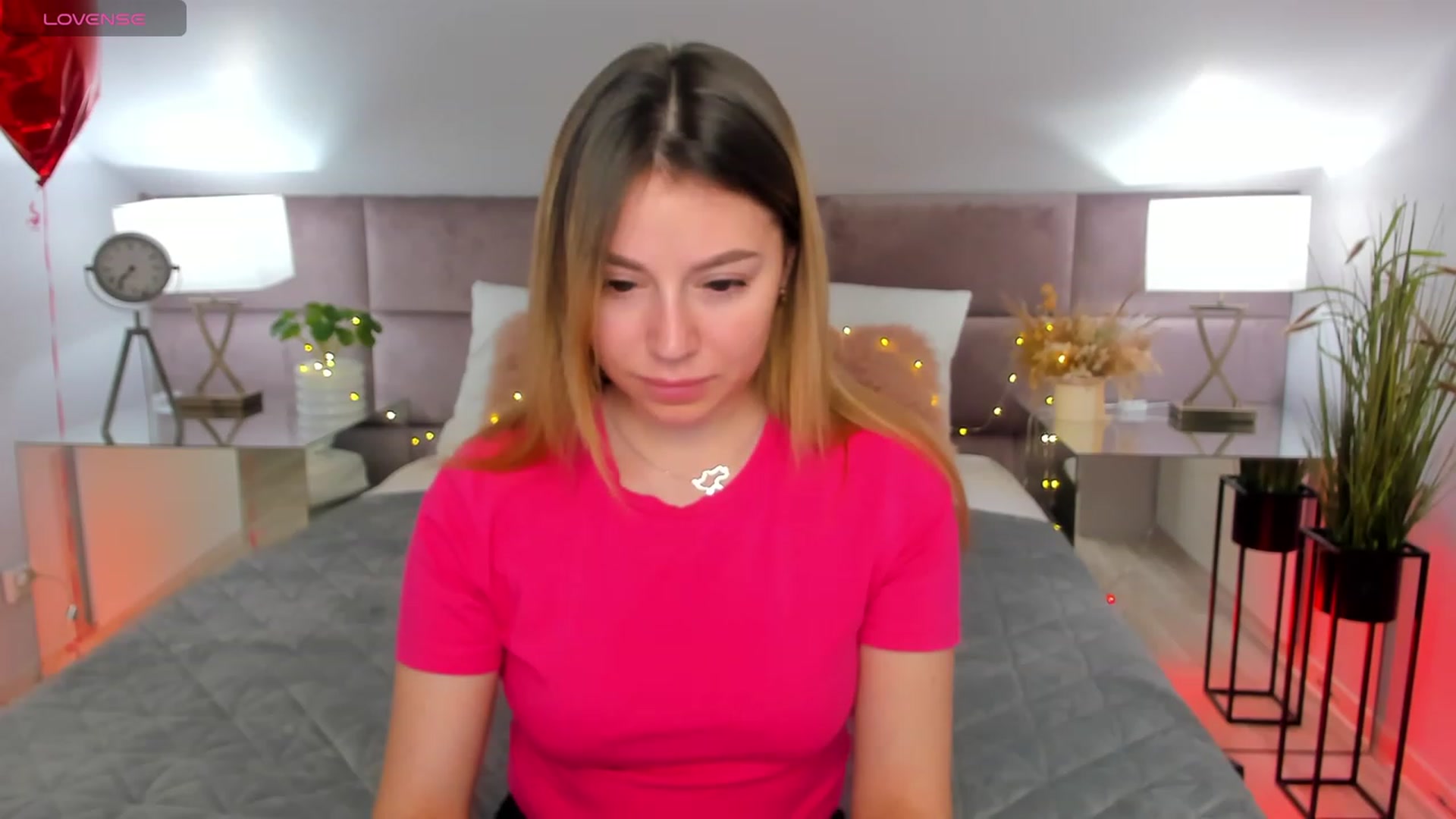 Gallery image thumbnail from SofiBlooom's myfreecams stream on, 03/10/2024, 17:56 image 14 of 20